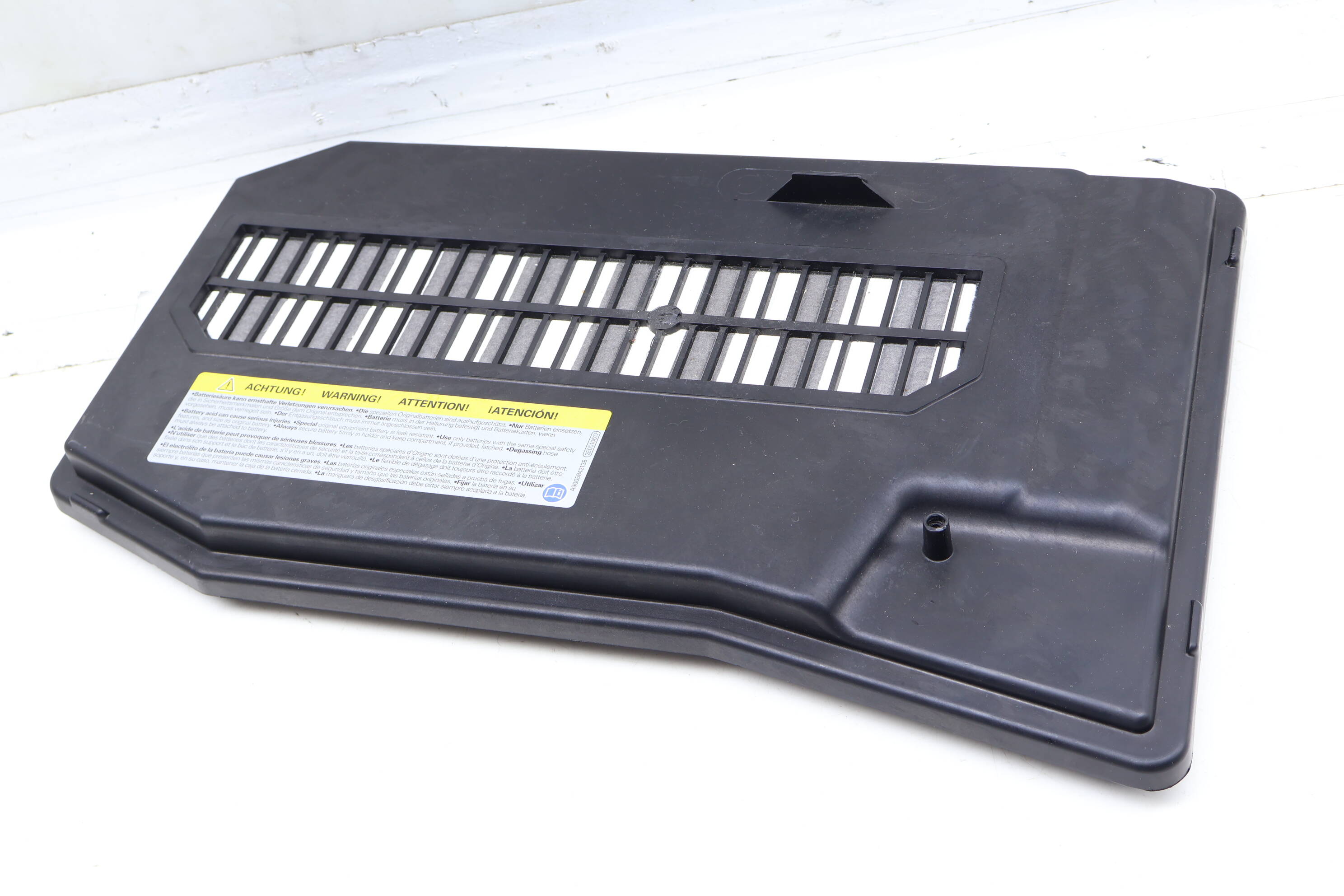 Battery Cover 7L0864643B 95550415200