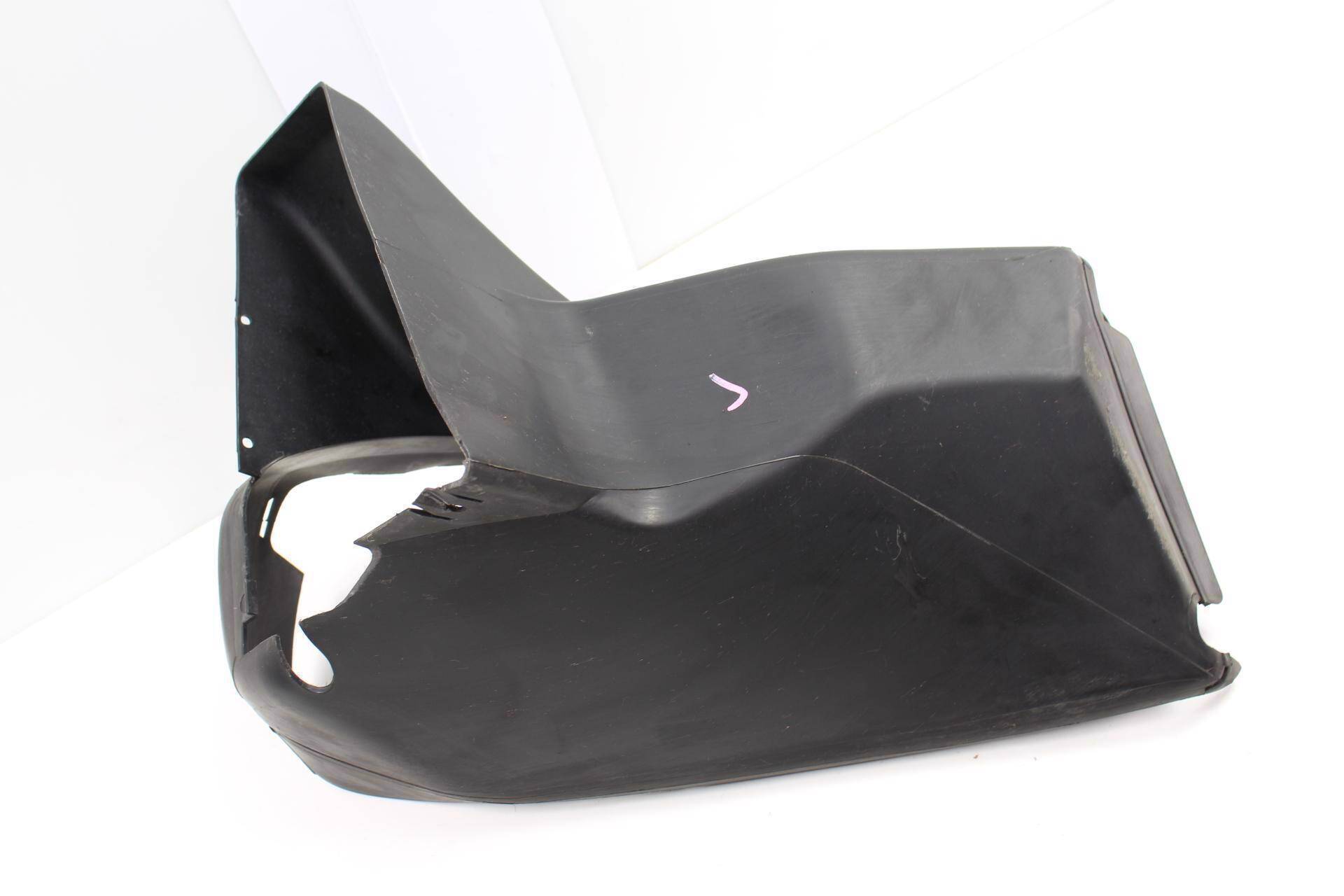 Intercooler Air Duct / Guide 4Z7117335A