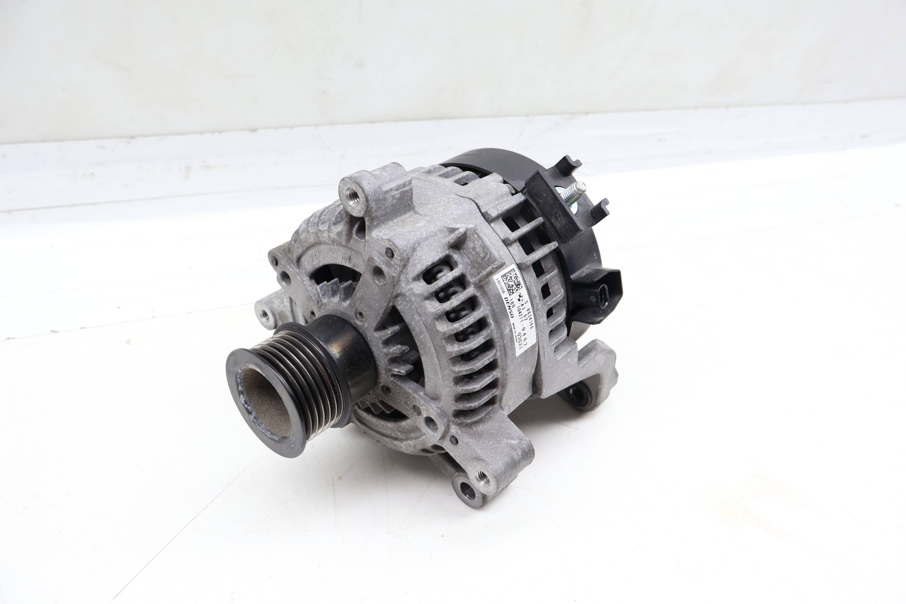 Alternator (180 Amp) 12318634166