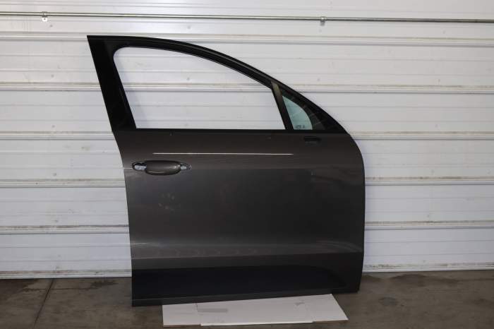 Door / Shell / Skin Frame 95B831022 main product photo