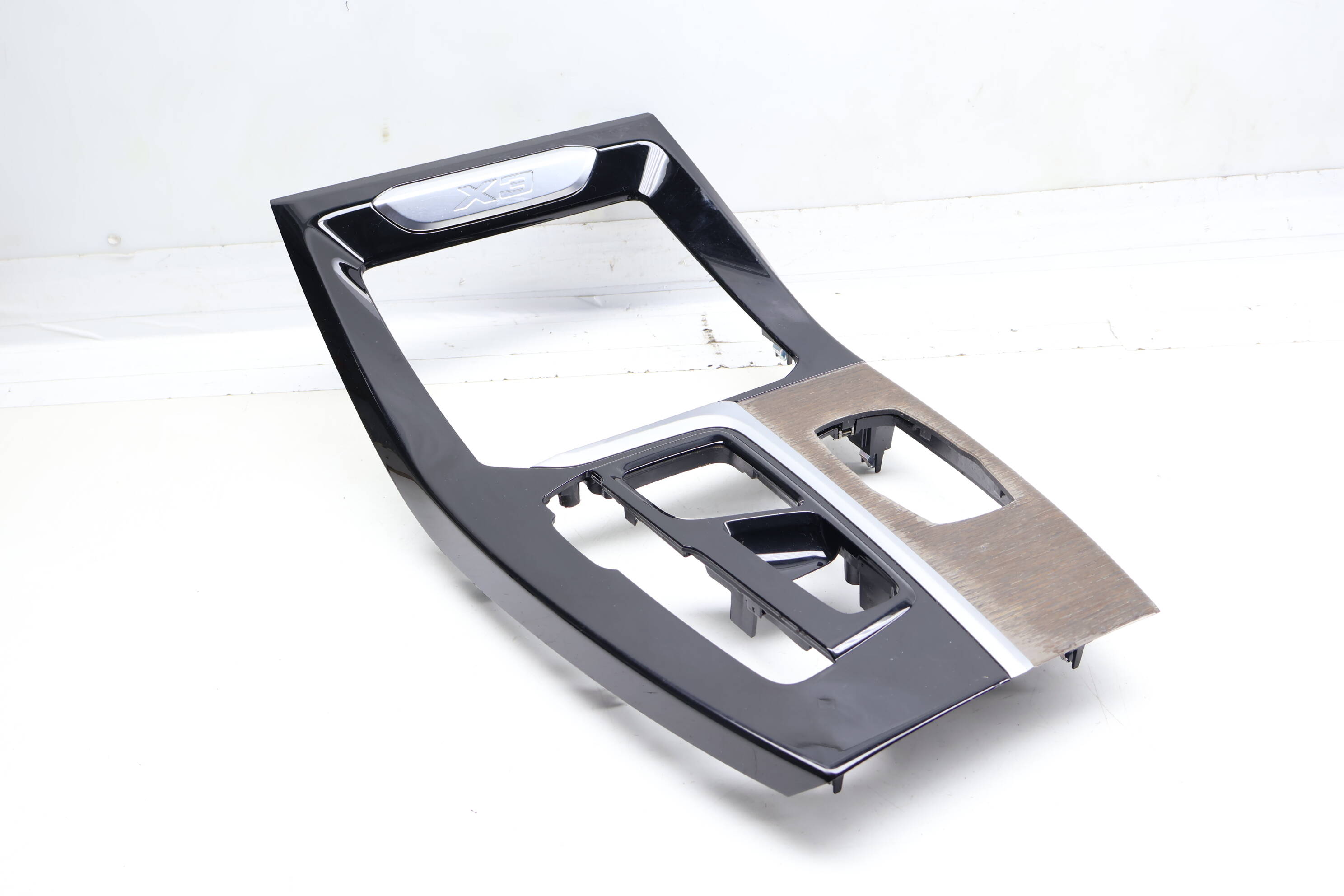 Center Console Trim / Bezel 51166822047