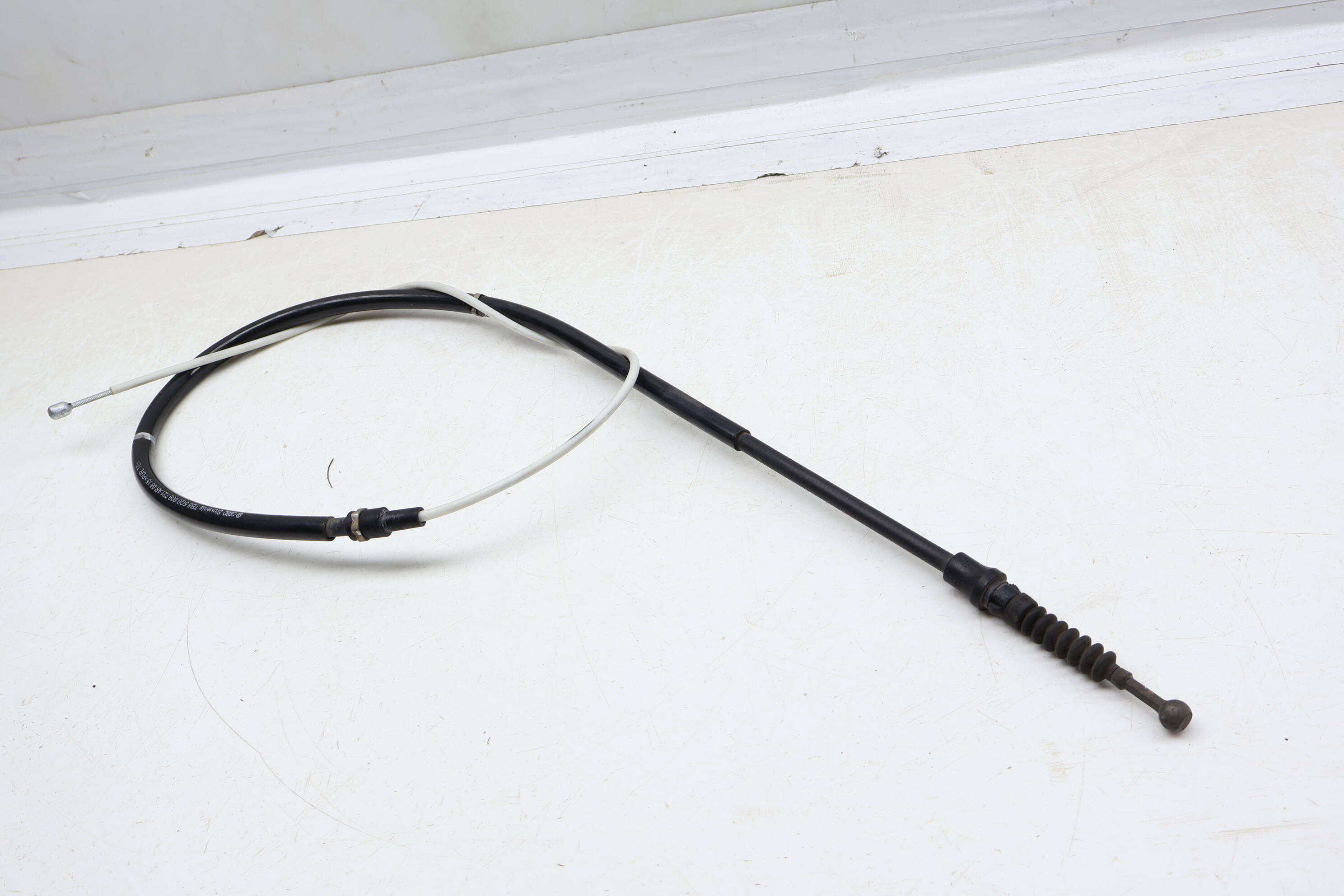 Emergency / Parking Brake Cable 5Q0609721AR