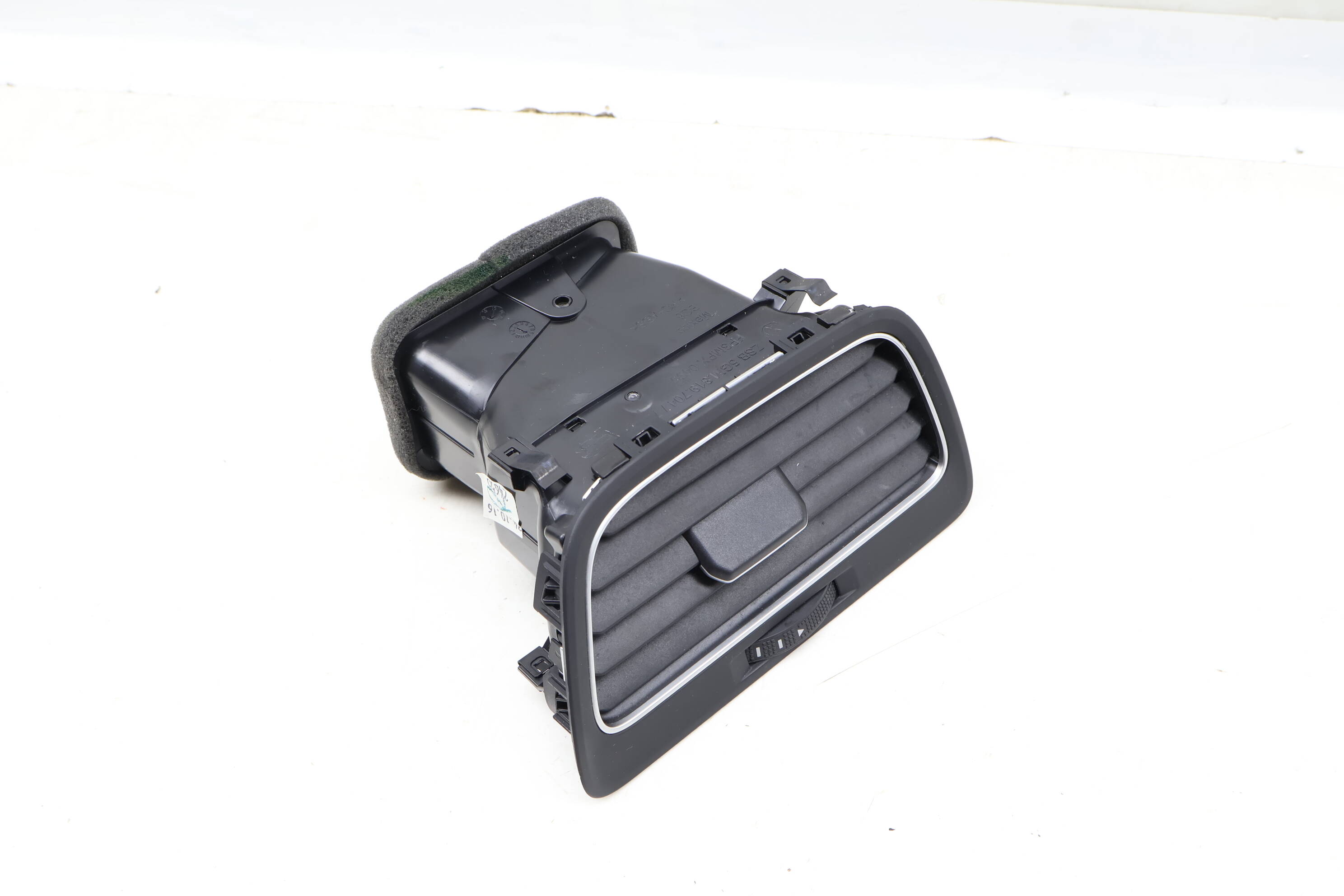 Dash Air Vent 5GM819704A