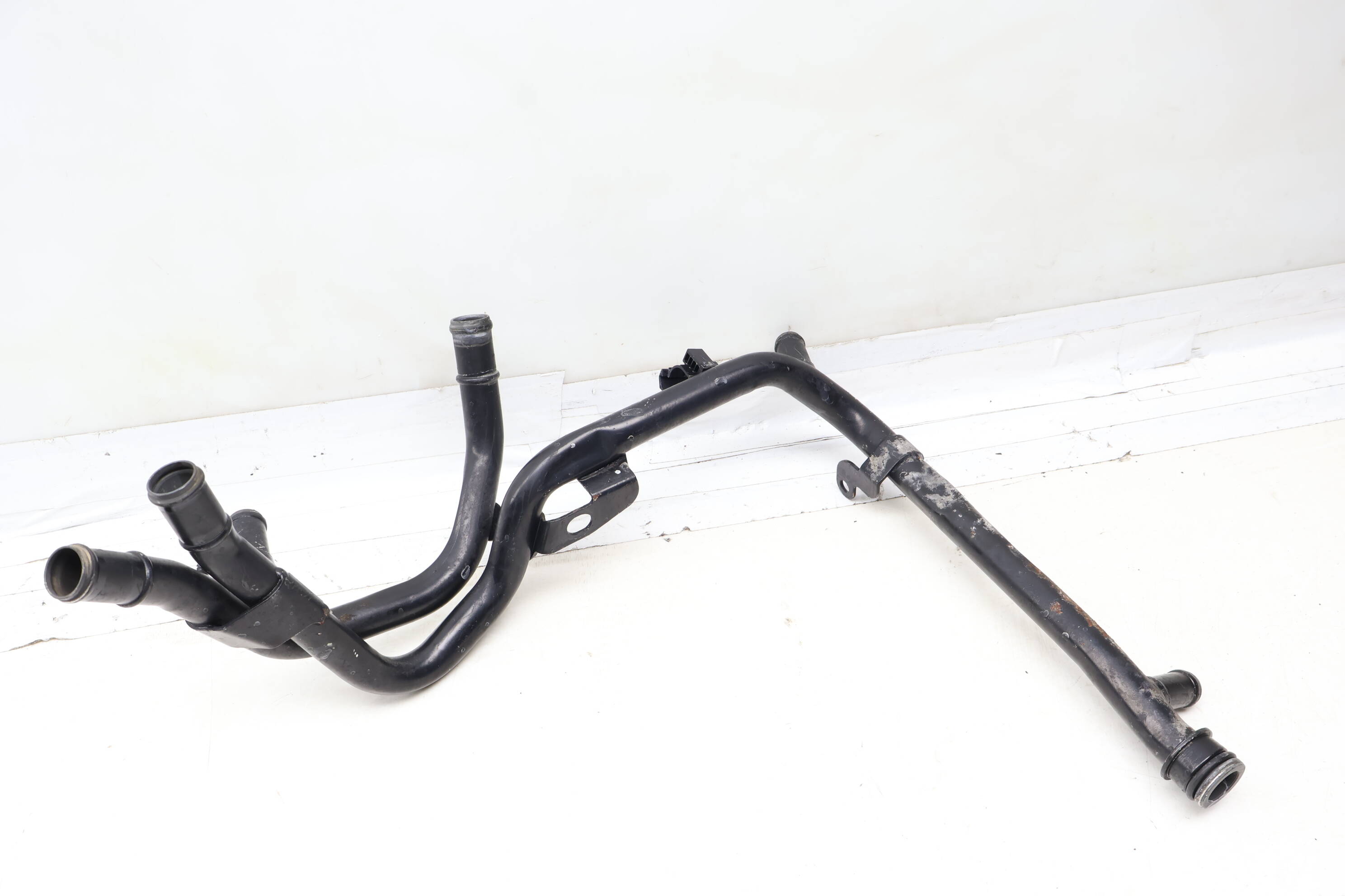 Coolant Pipe / Tube / Line 06A121065CK