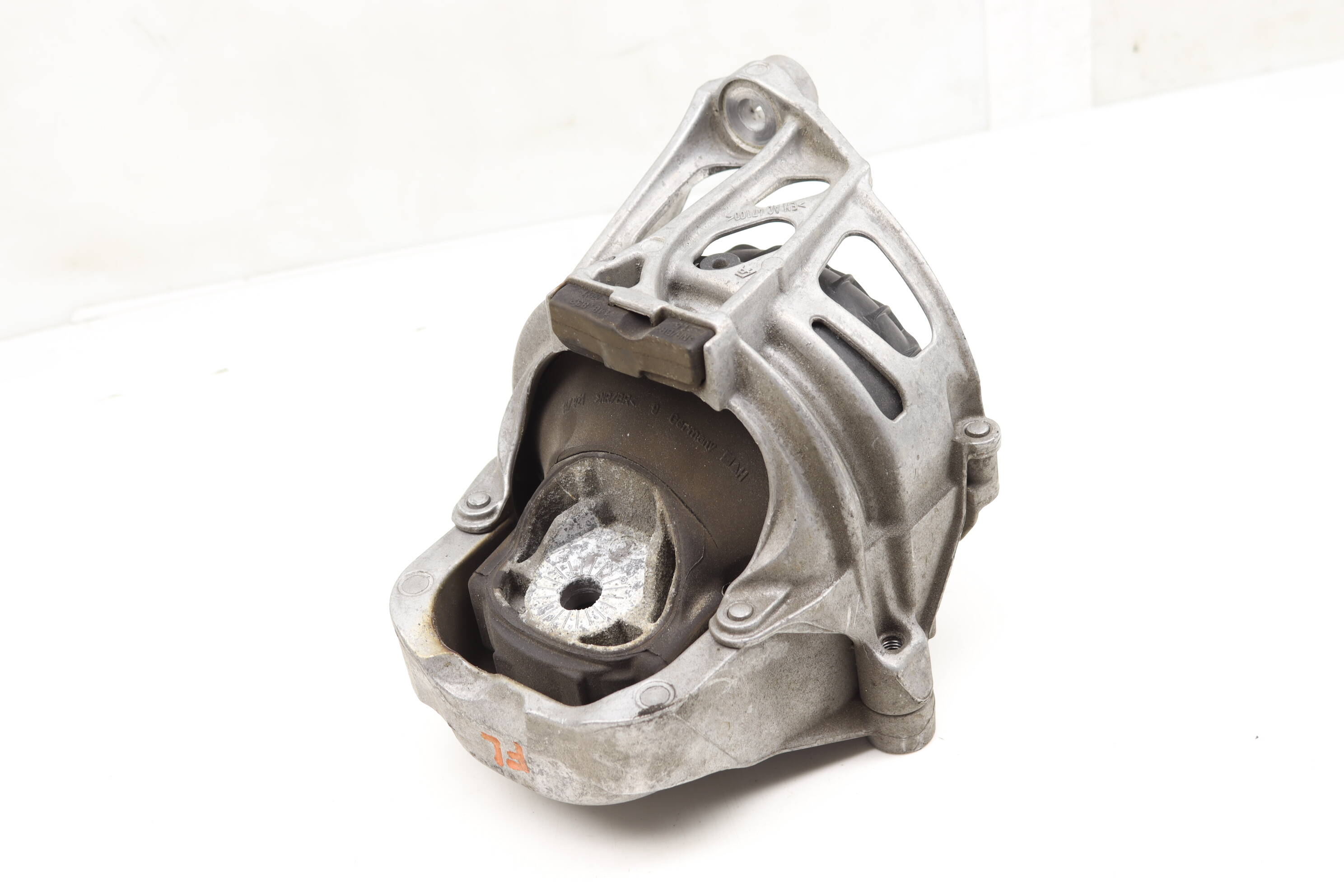 Electric Engine / Motor Mount 4M0199371FL