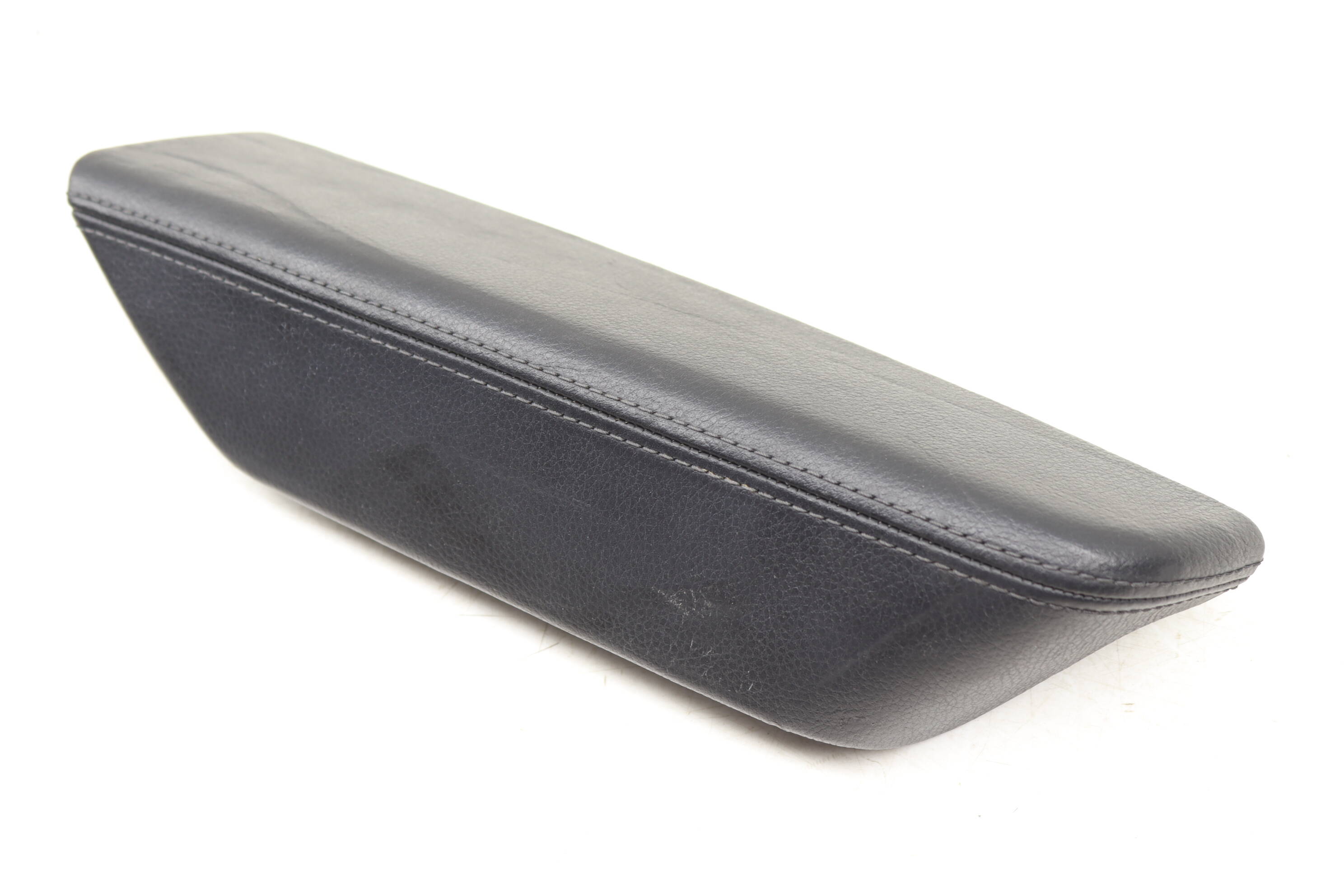 Door Panel Armrest / Arm Rest 7P5867374 95855537400