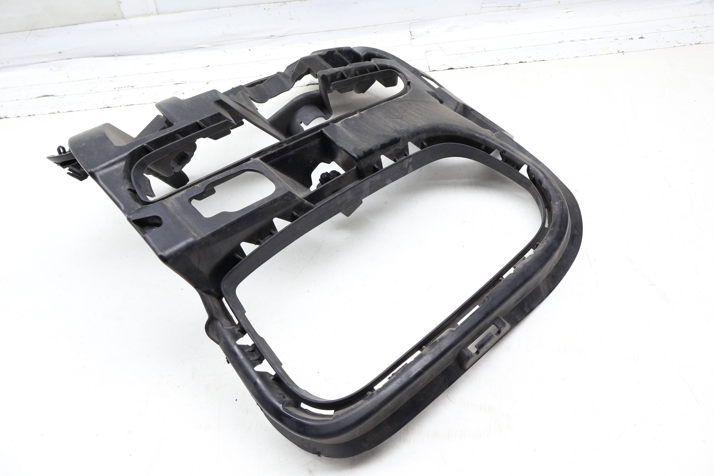 Bumper Side Retaining Frame / Mount Bracket 97050566400