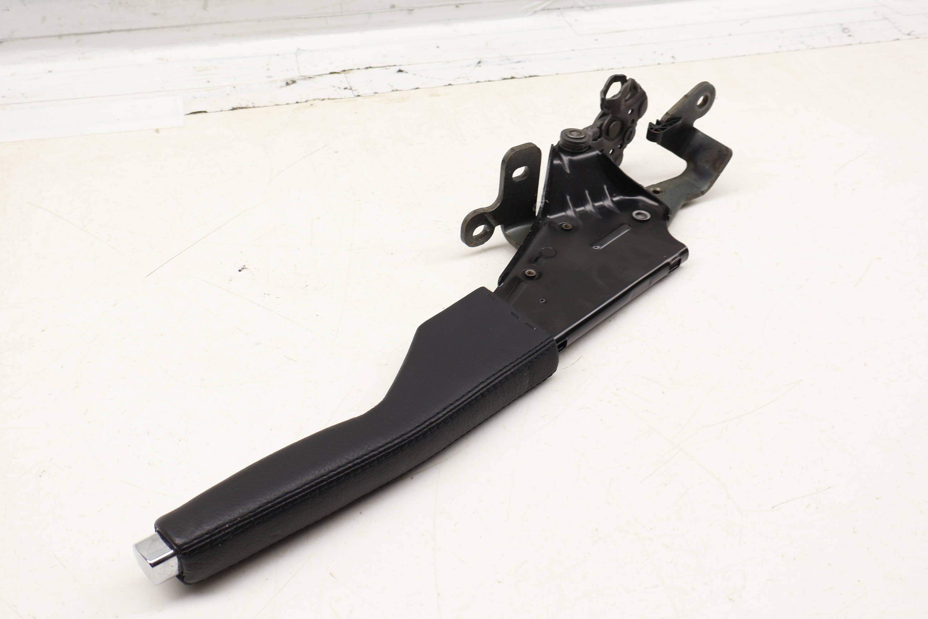 Emergency / Parking Brake Lever Assembly 3B1711303B