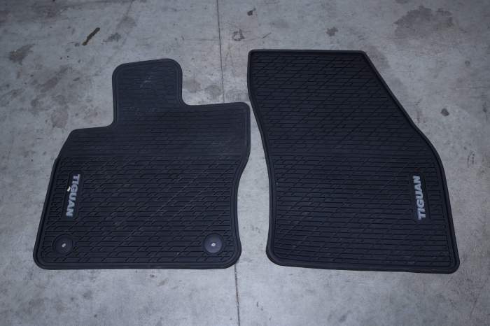 Rubber Floor Mat Set (Tiguan) 5NN061550A main product photo