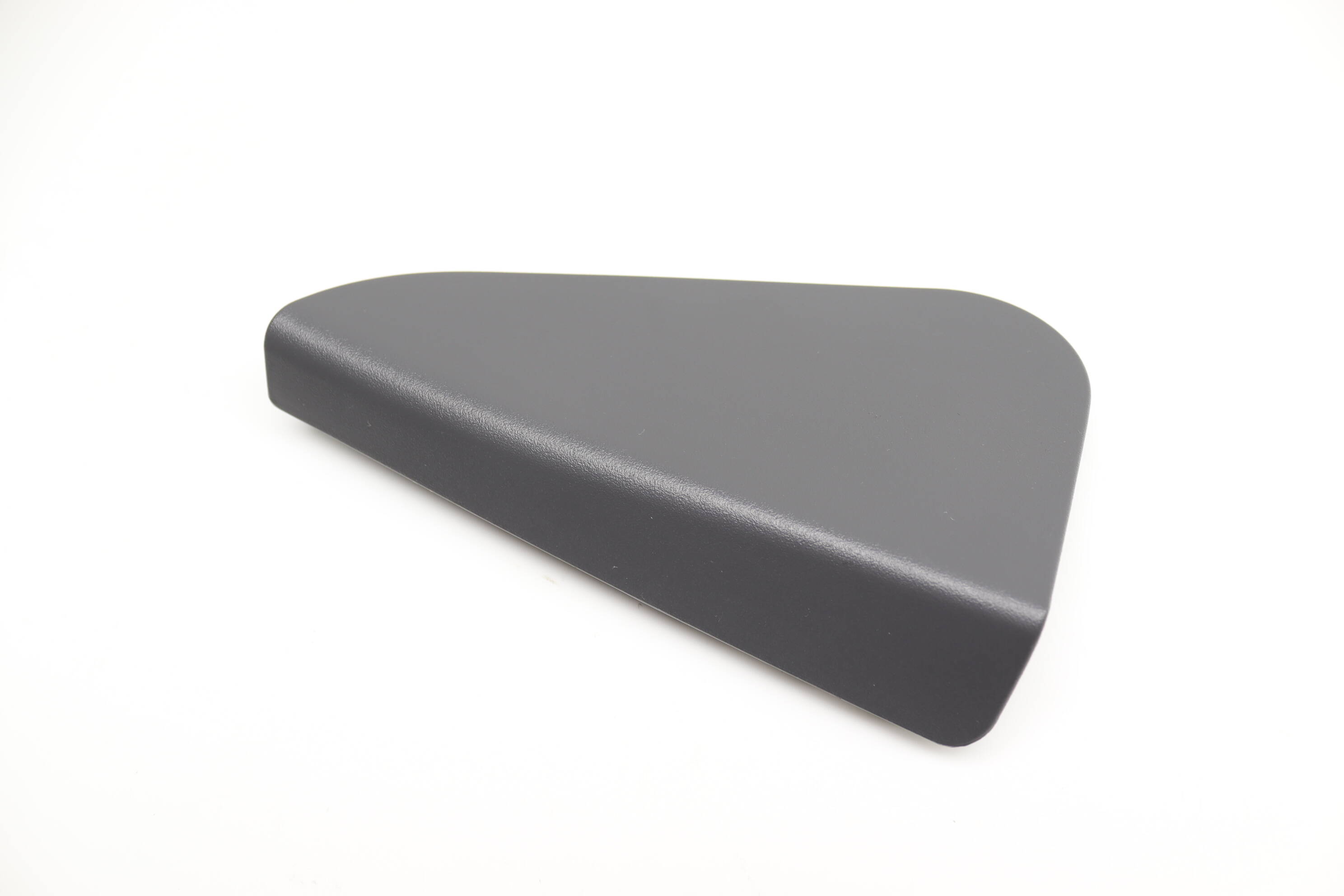 Trunk Trim / Tail Light Cover 51497149496