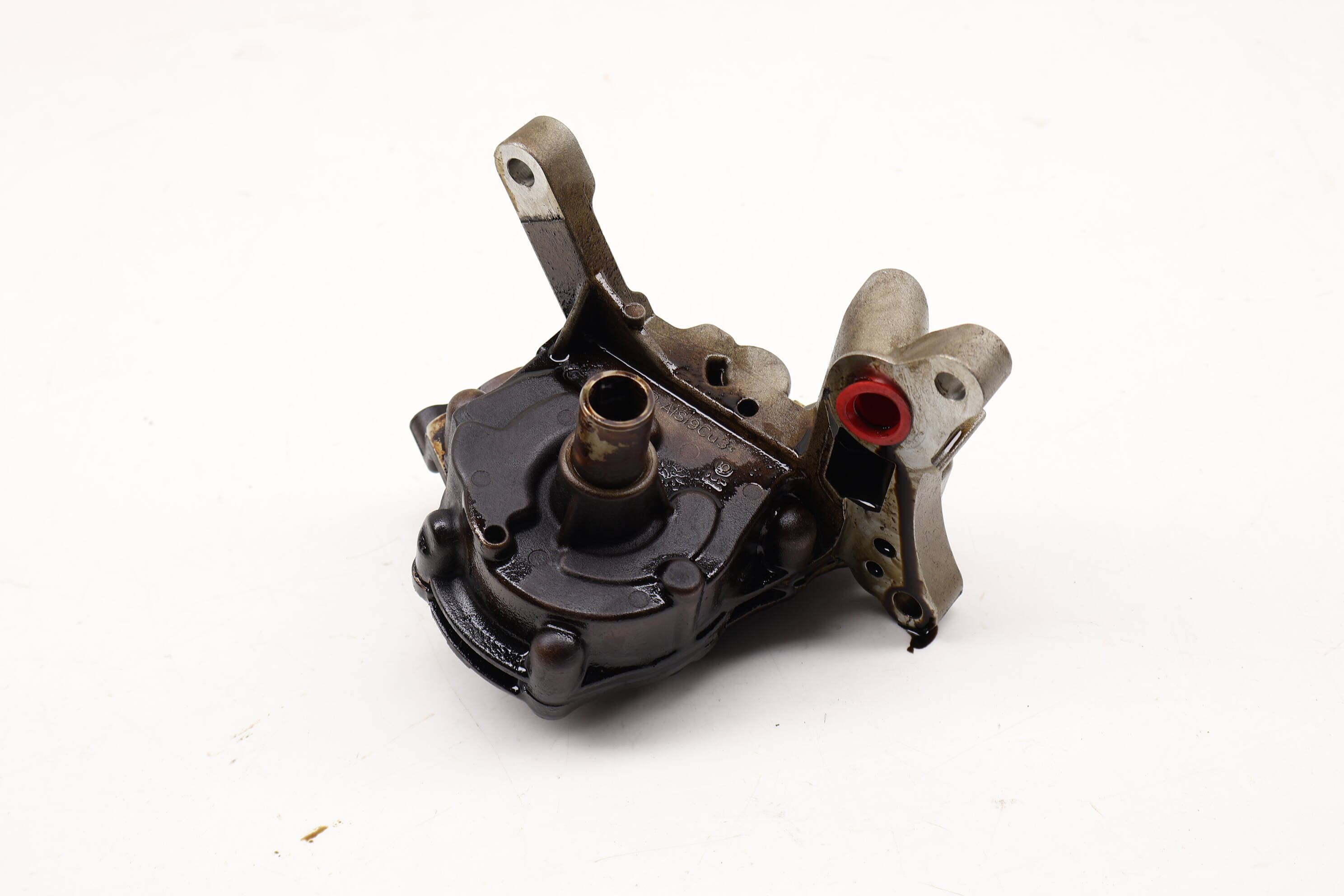 Engine Oil Pump 06E115105AQ 95810701320