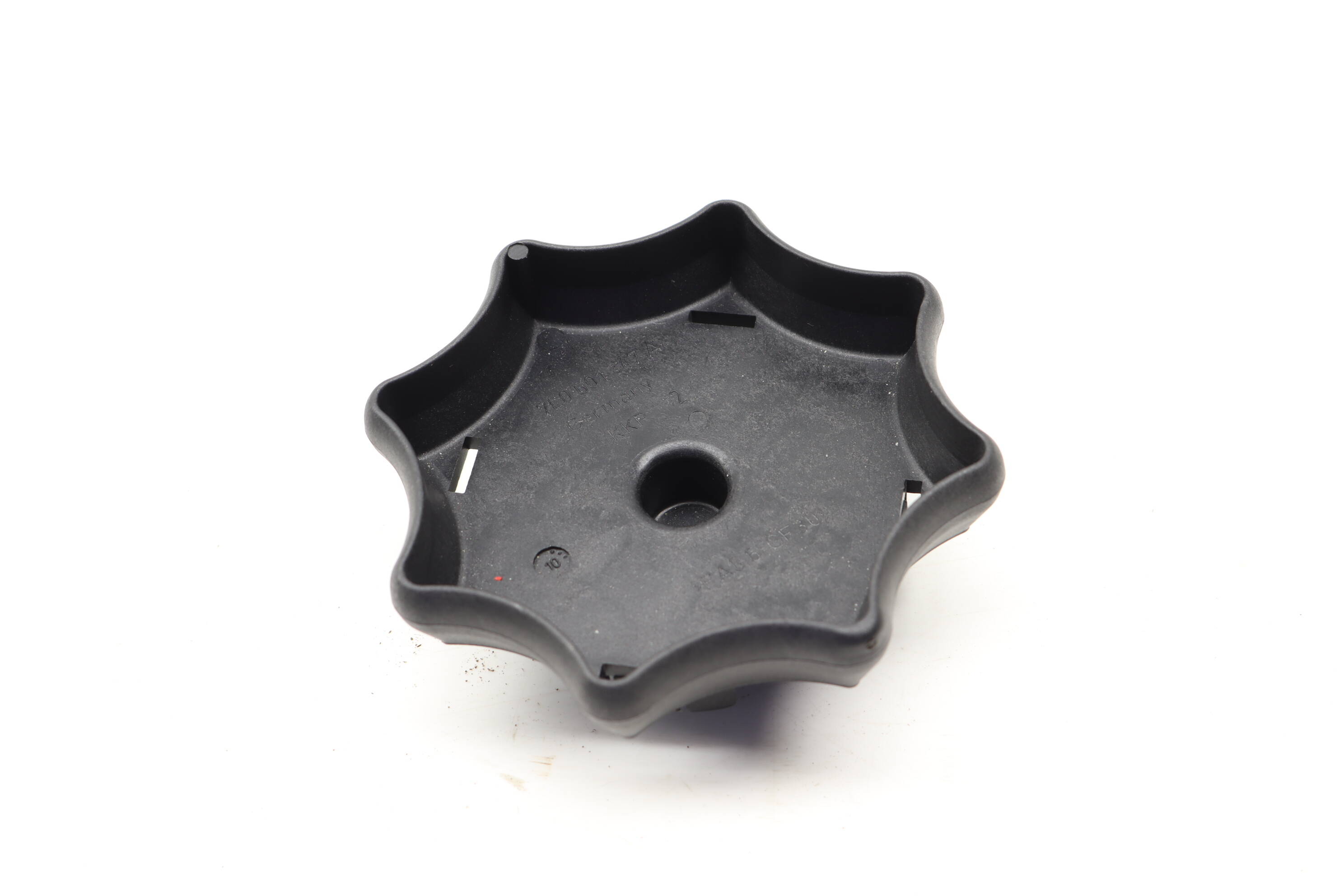 Spare Tire Holder / Tie Down Handle 7L0601347A 95536264510