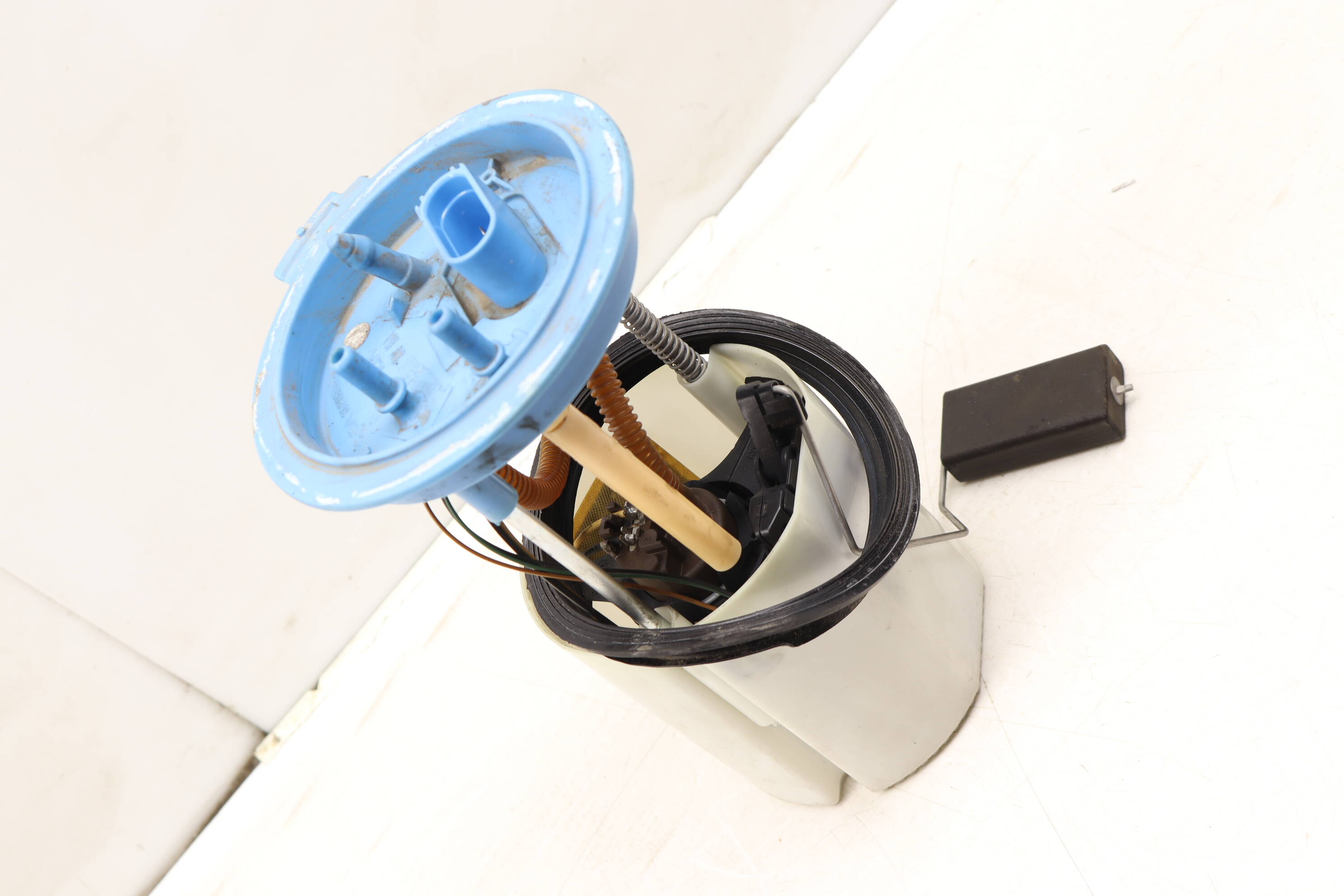 In-Tank Fuel Pump Assembly 1K0919051CL