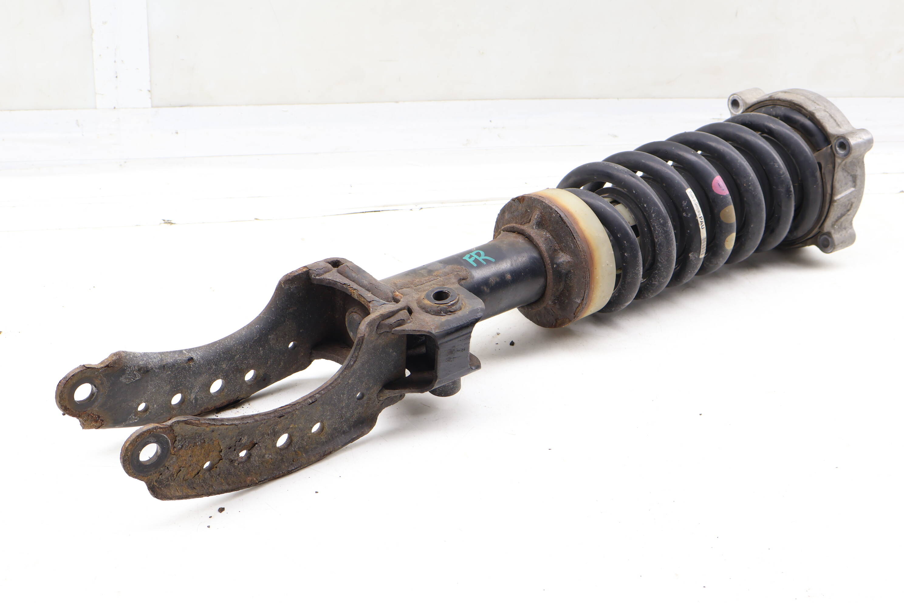 Strut / Spring Assembly 7L8413032K