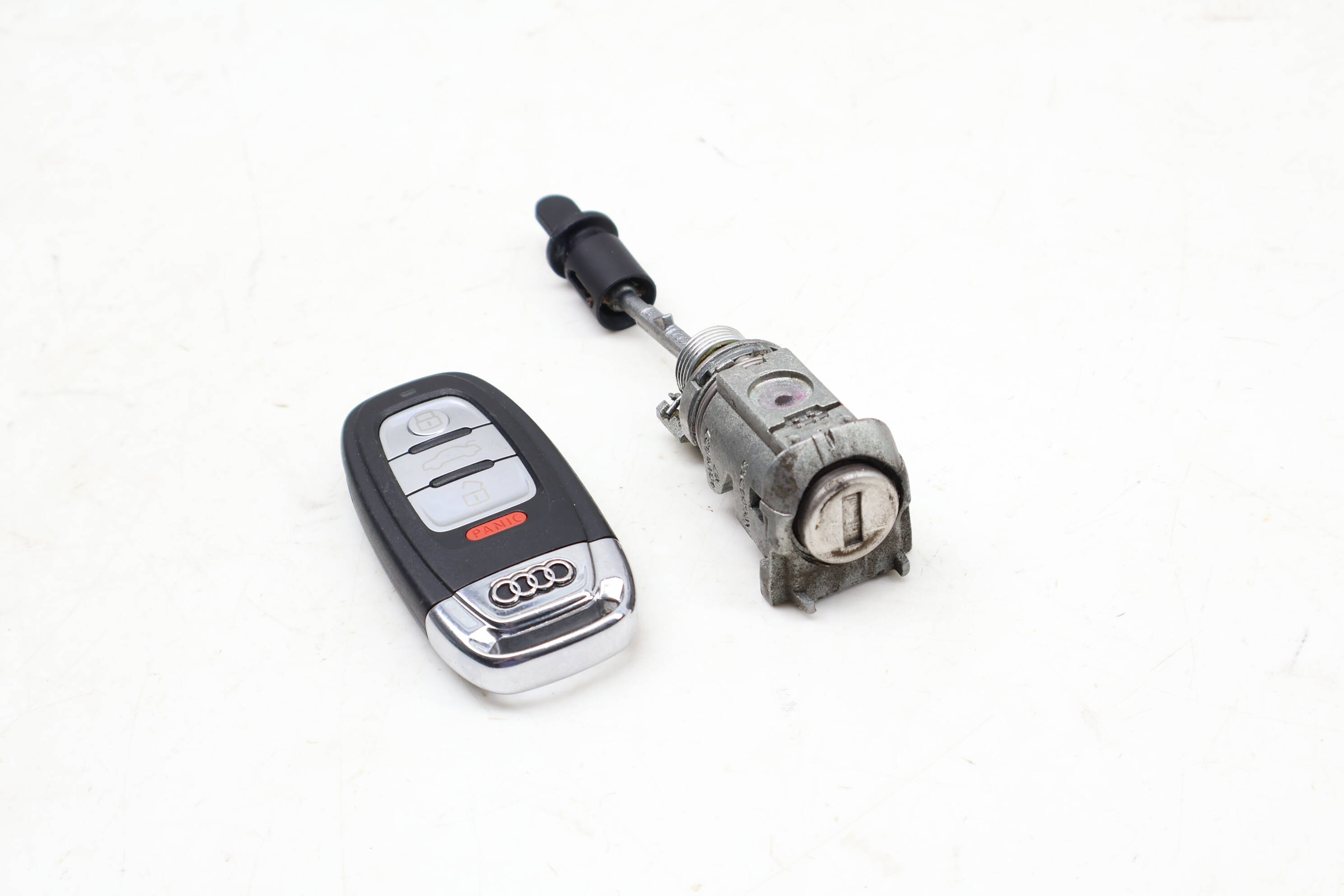 Lock Switch / Cylinder Set W/ Key 4G0898374N