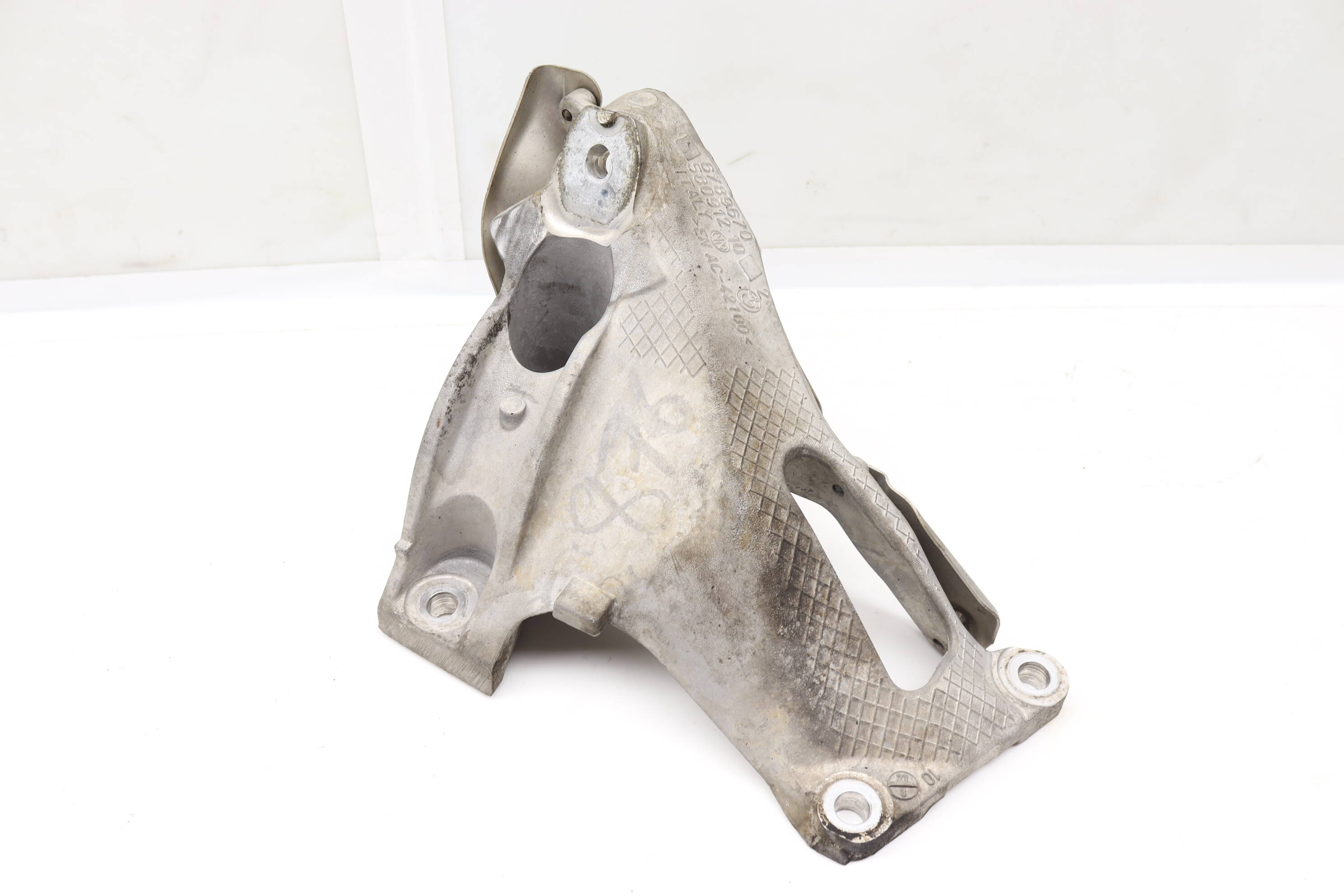 Engine Motor Mount / Bracket 22116789670