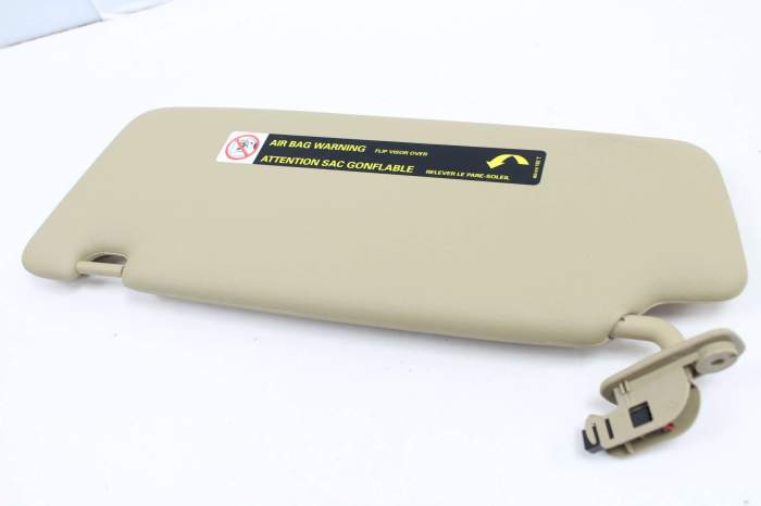 Sun Visor / Mirror 8E0857552G main product photo