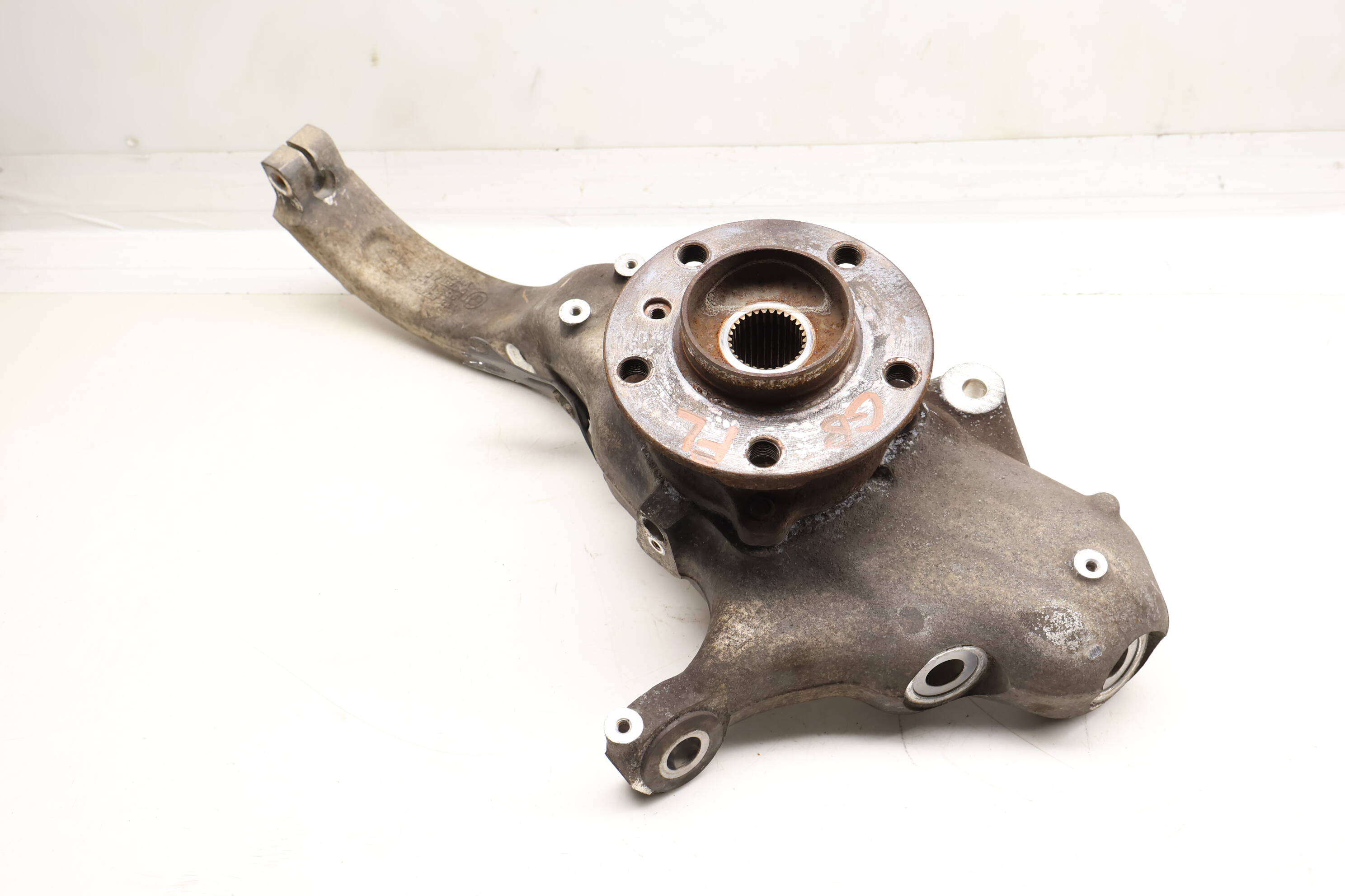 Spindle Knuckle W/ Wheel Bearing 31216773783