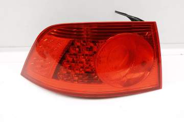 Outer Tail Light / Lamp 3D0945095C
