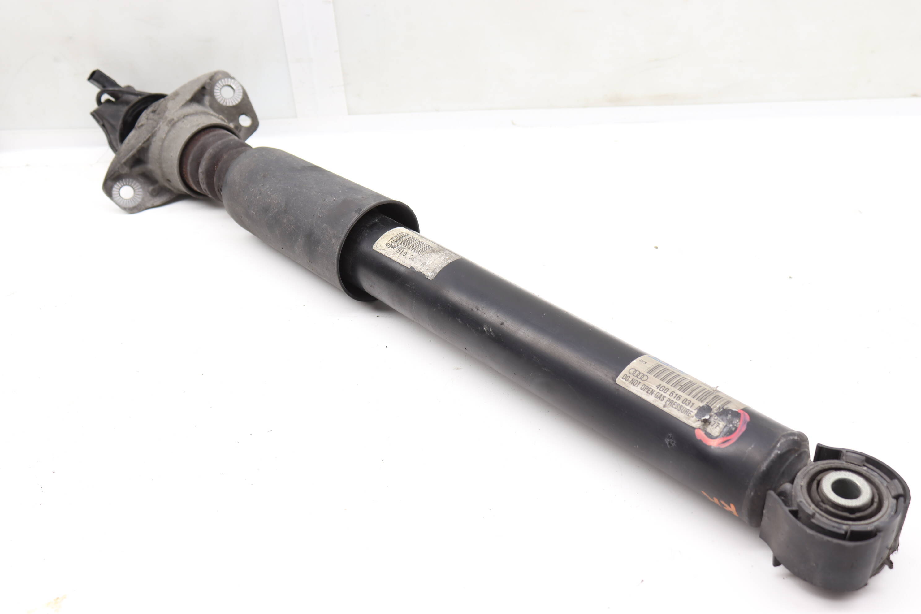 Strut / Shock Absorber 4G0616031AE