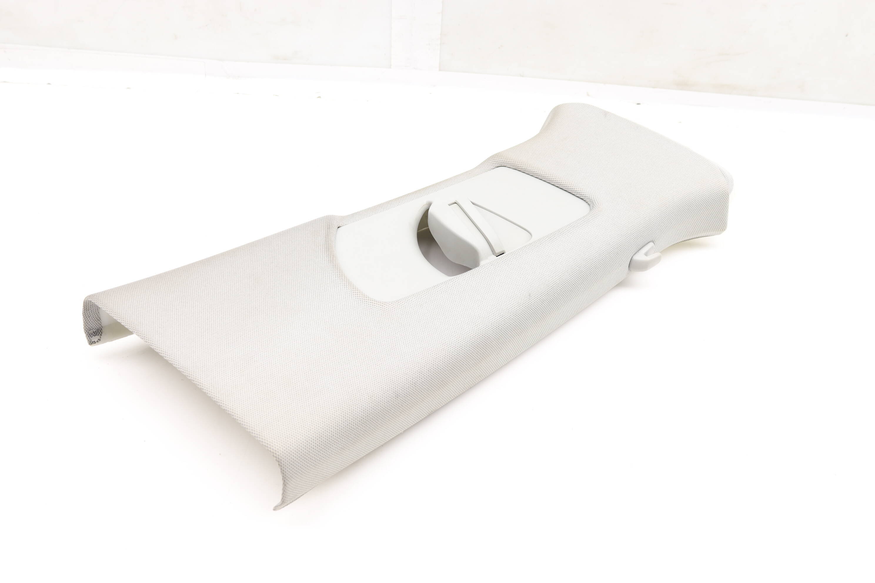 Upper&#x20;B&#x20;Pillar&#x20;Trim&#x20;&#x2F;&#x20;Lining&#x20;8R0867244F