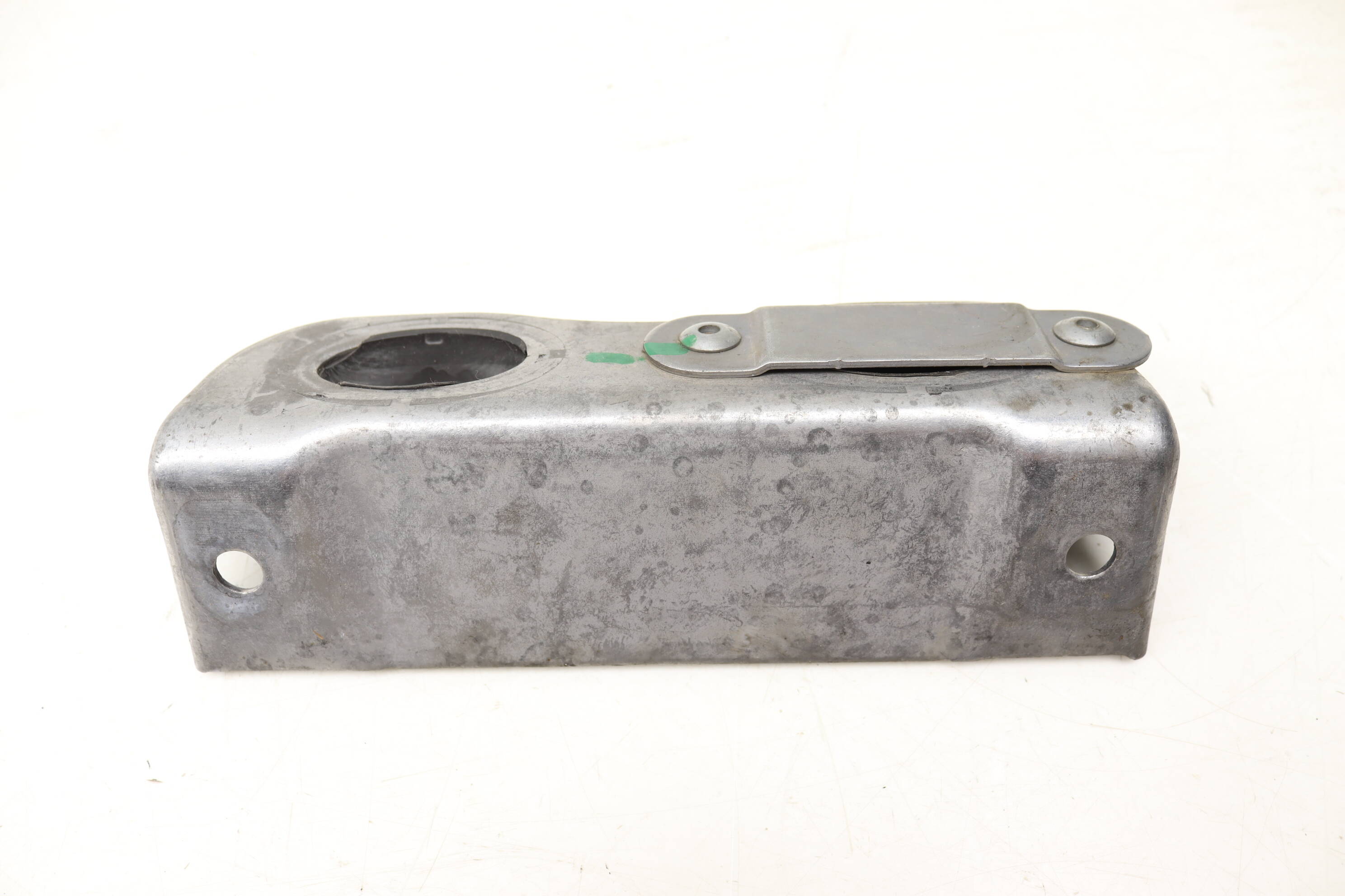THJU26-W Multiple Truss Hip/Jack Hanger