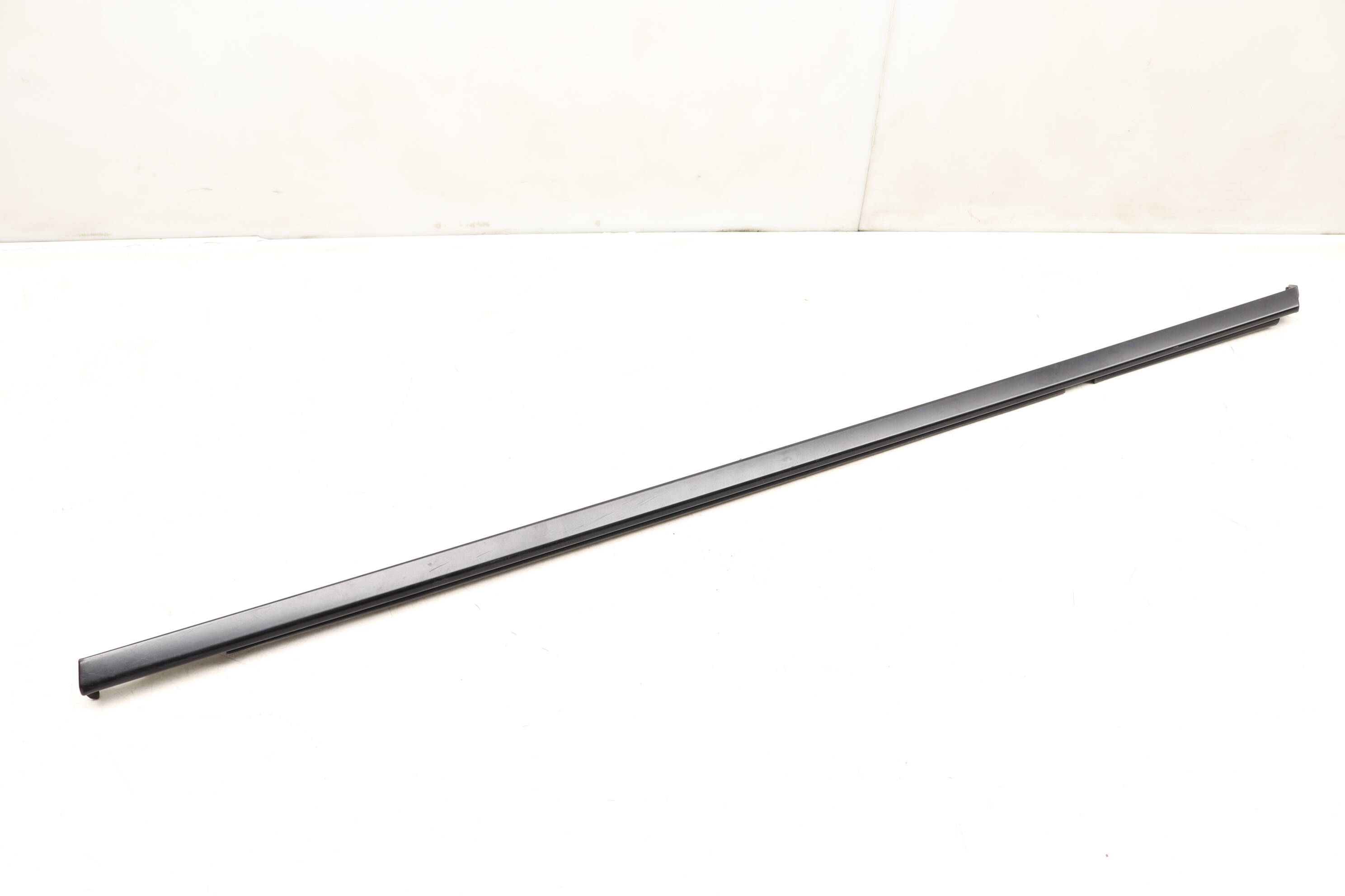 Door Window Slot Seal / Trim (Outer) 95B837475B