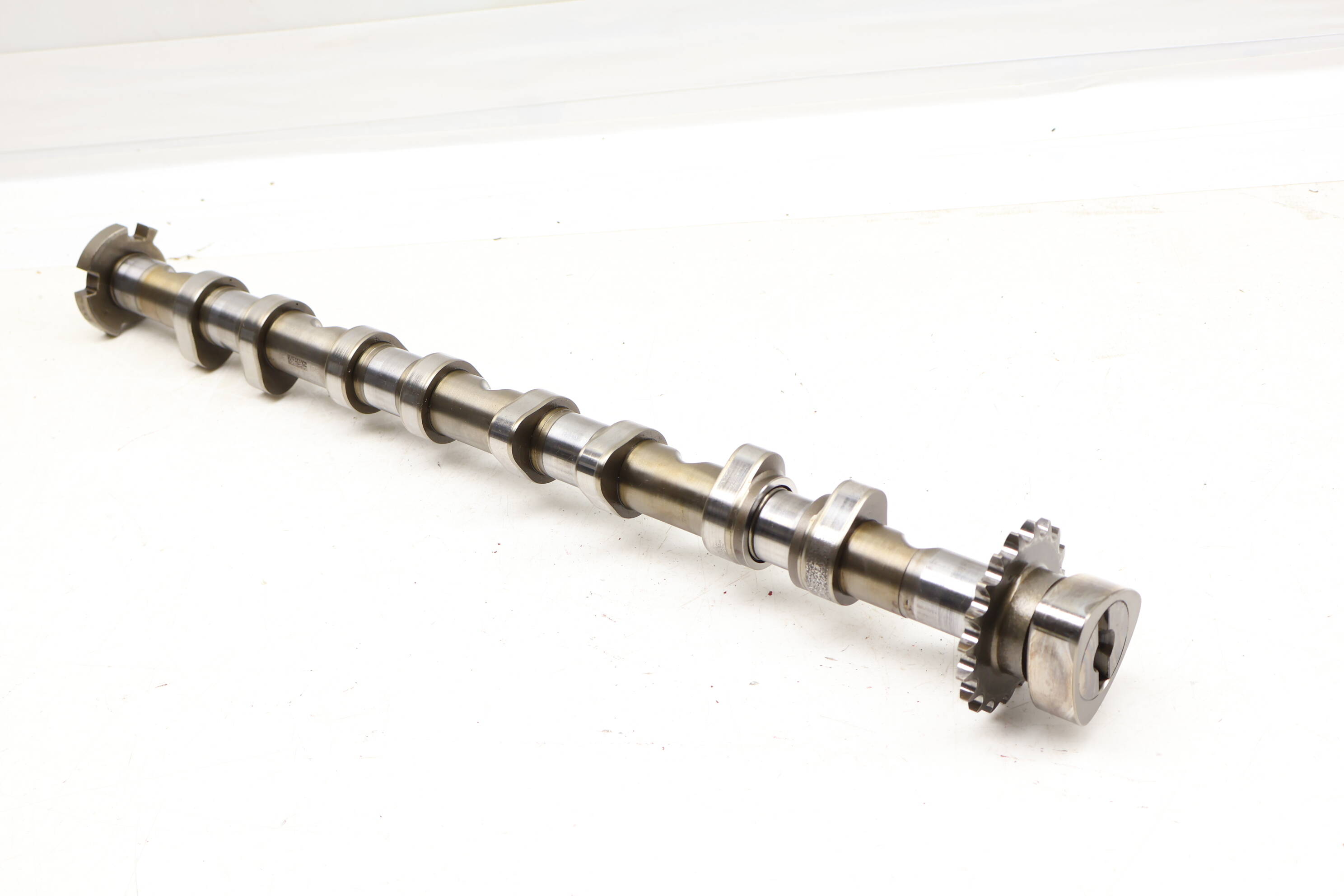 Intake Cam / Camshaft 06F109101H
