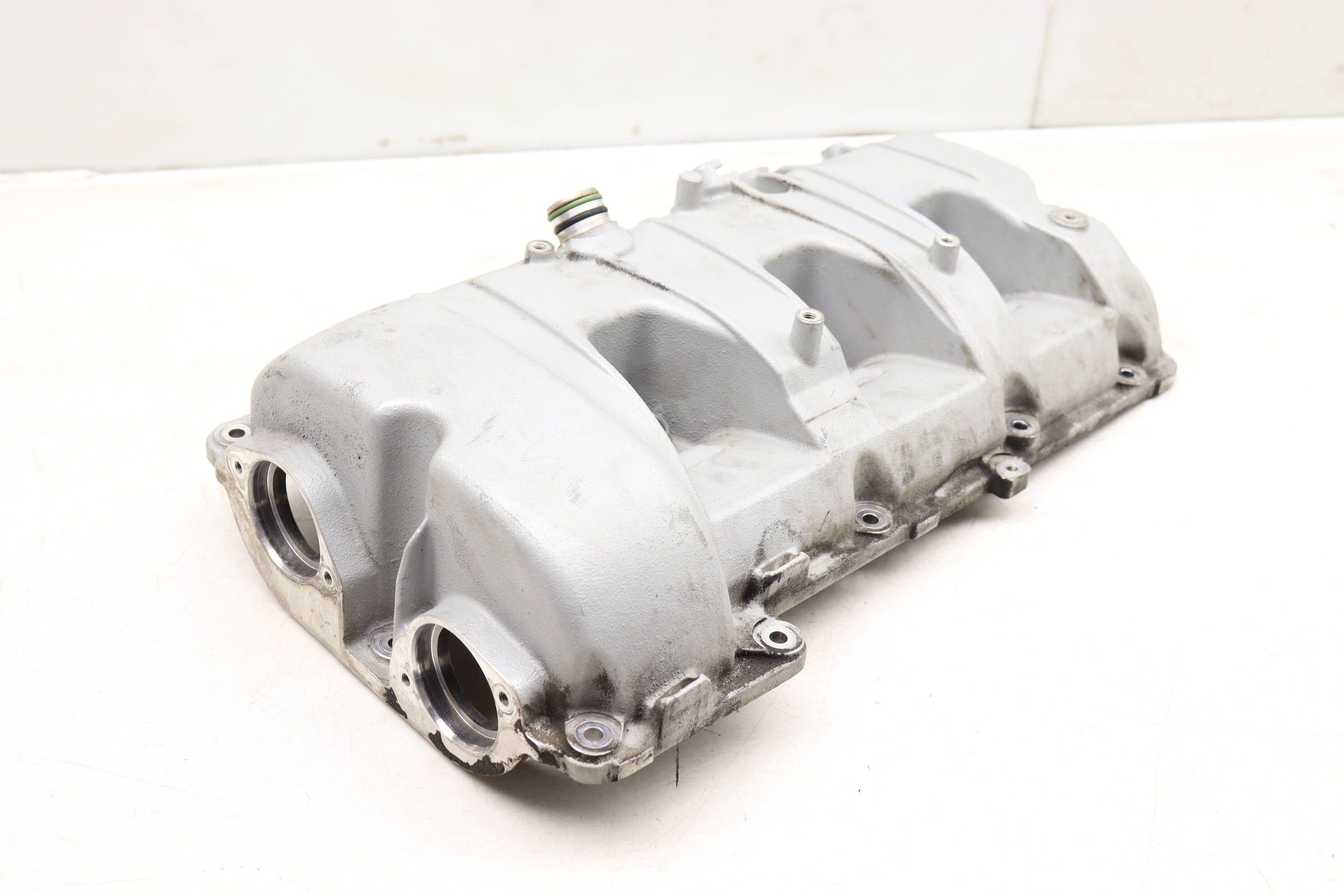 Engine Valve / Cylinder Head Cover 94610523660