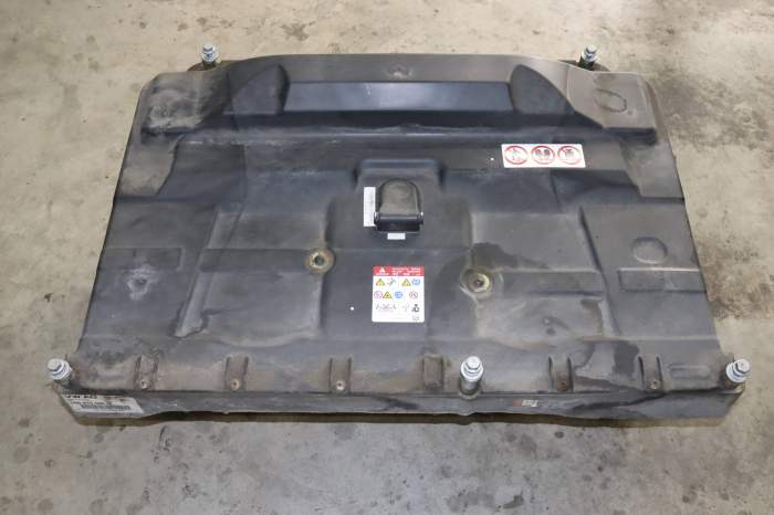 Hv / High-Voltage Battery 5Q0915590M main product photo