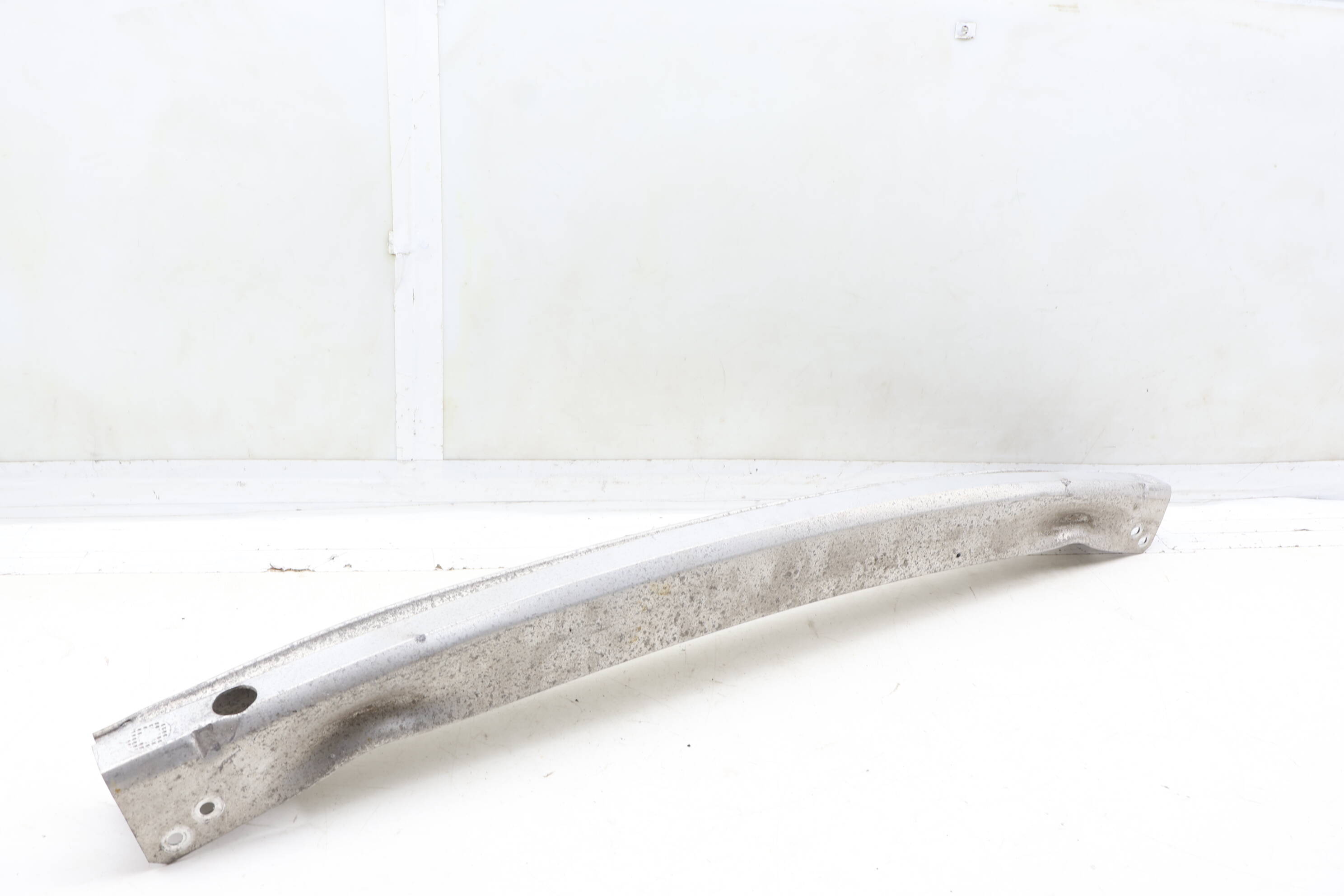 Bumper Reinforcement Bar / Impact Beam 8R0807313E