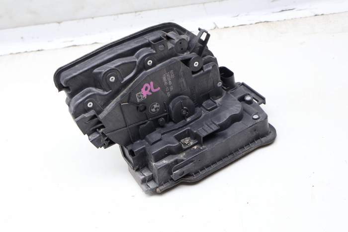 Door Latch / Lock Actuator 51227473149 main product photo