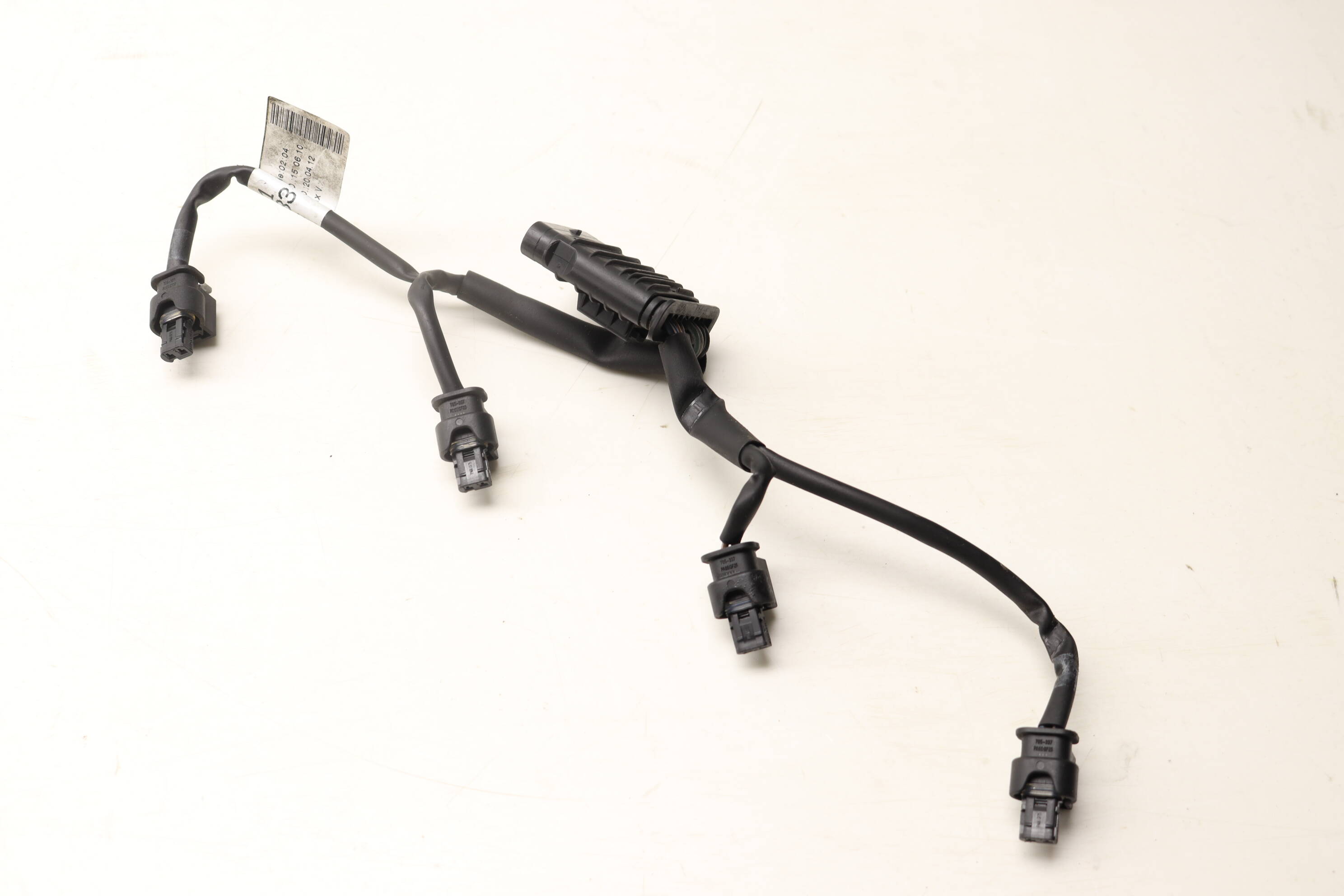 Mercedes-Benz Engine / Fuel Injector Wiring Harness 2711504733