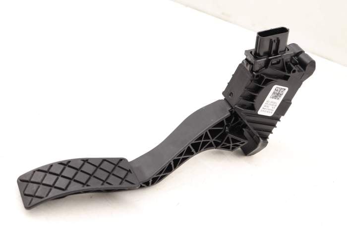 Gas Pedal / Accelerator Module 5Q1723503L main product photo