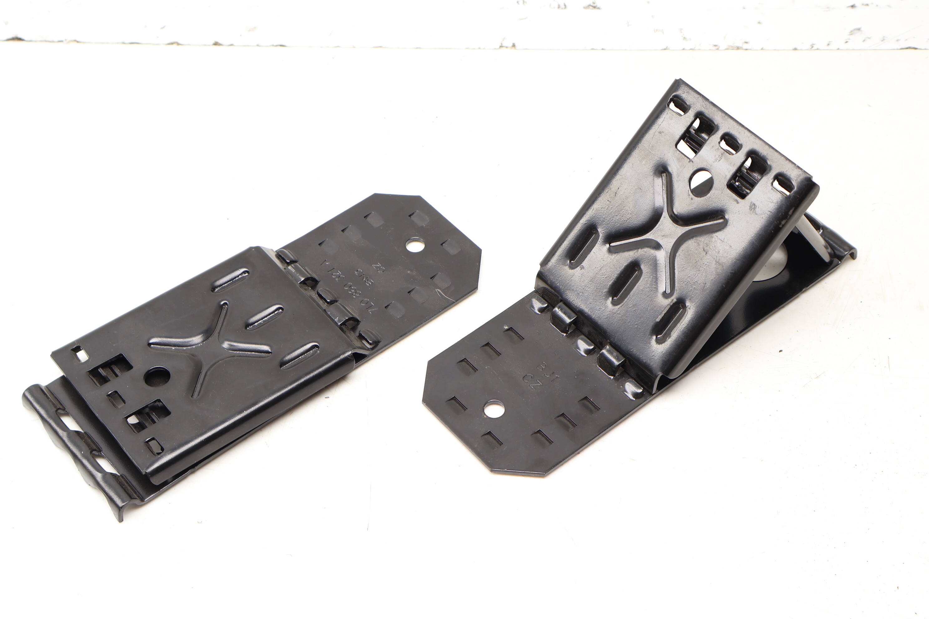 Wheel Chock / Stop Set 7L0860321A 95572172500