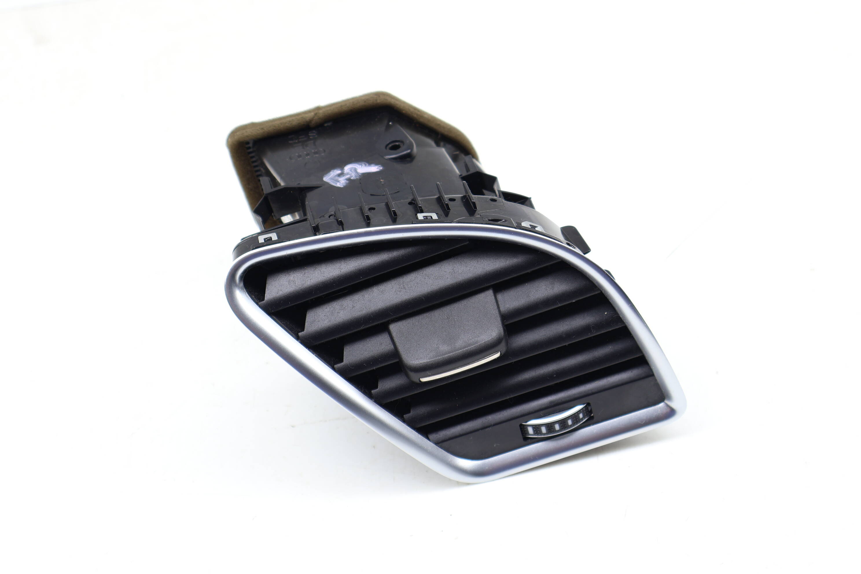 Dash Air Vent 8T1820902G