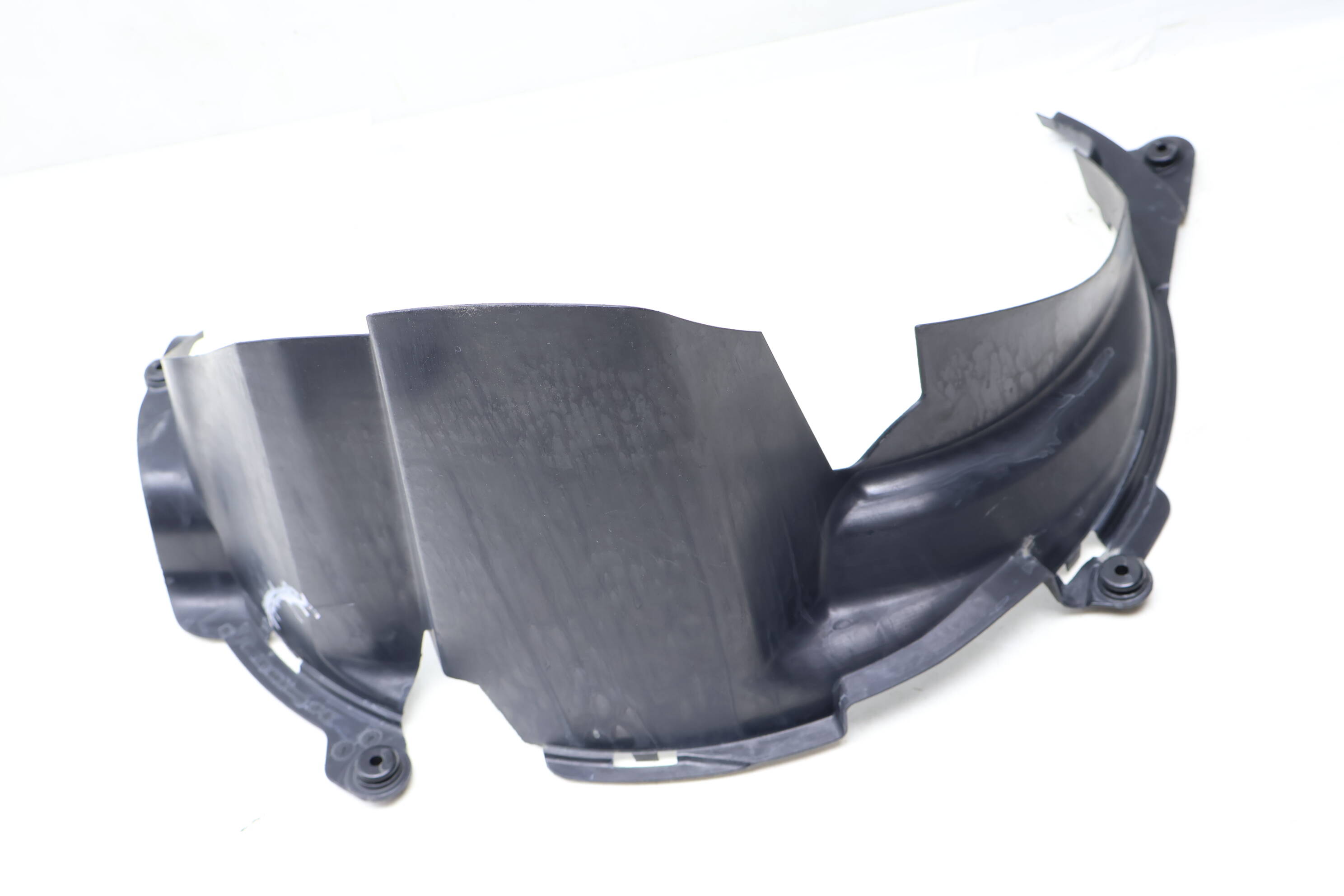 Auxiliary Radiator Air Guide / Duct 9J1121673