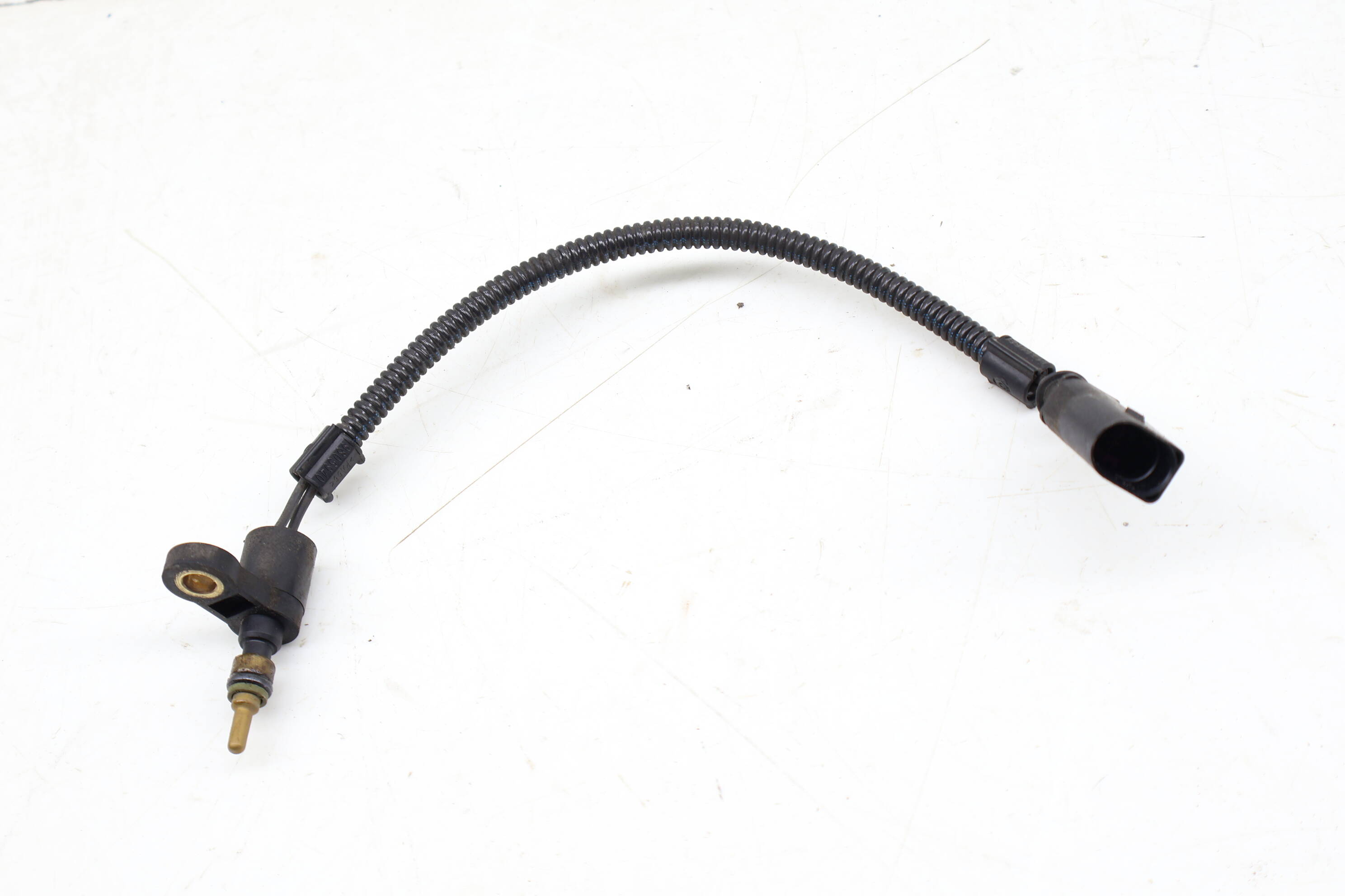 Coolant Temperature / Temp Sensor 03H919501A 95860613511