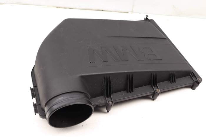 Engine Air Filter Housing / Box (Upper) 13717583713 main product photo