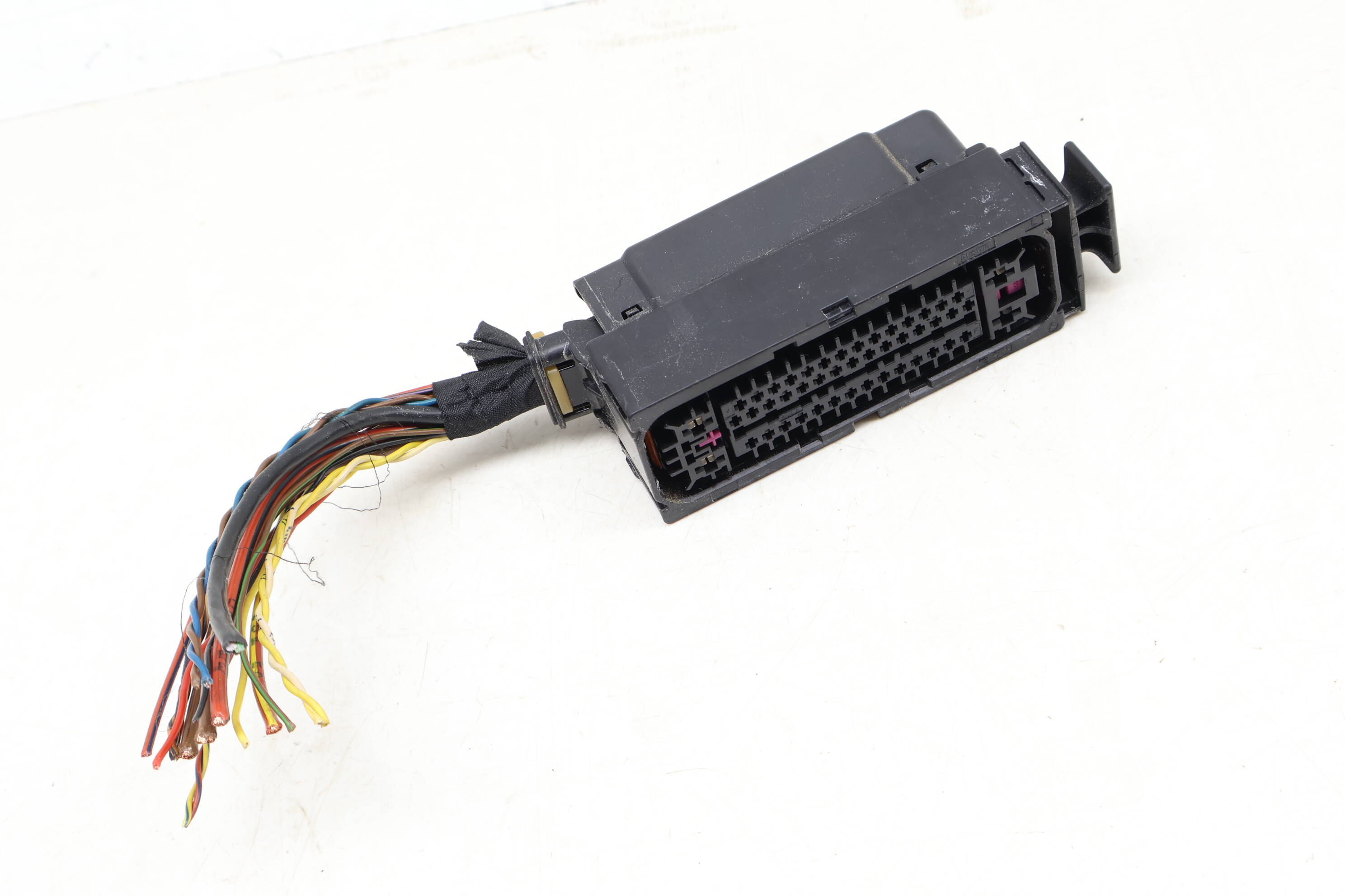 【確認用】ID 347853739 Genuine 10-Pin Housing Plug Connnector Pigtail 5Q0973837 for VW
