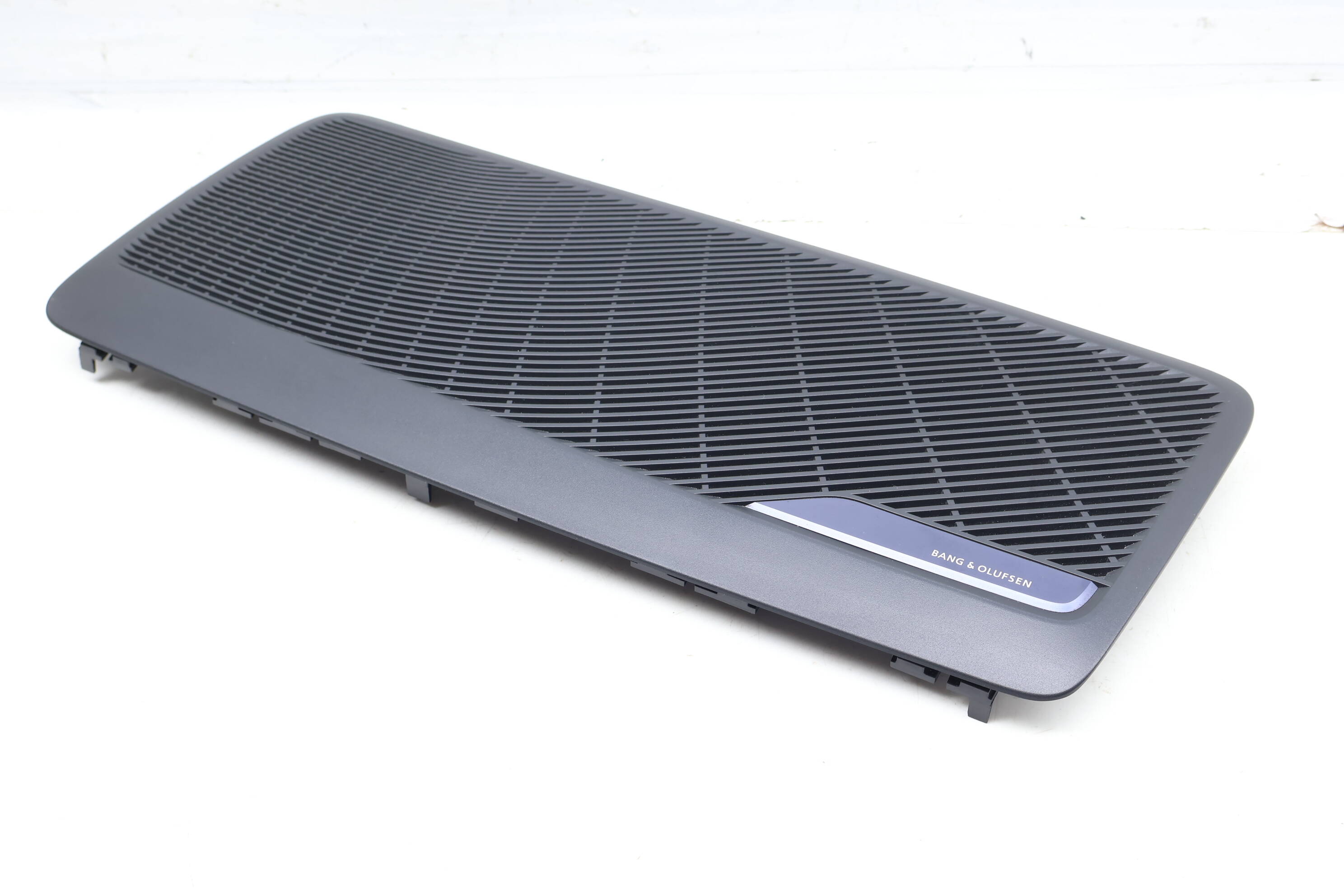 Deck Speaker Grill / Cover (Bang & Olufsen) 8W5035406C