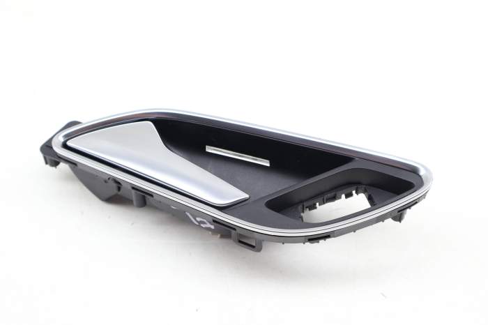 Interior Door Handle / Release 8U1837019A main product photo