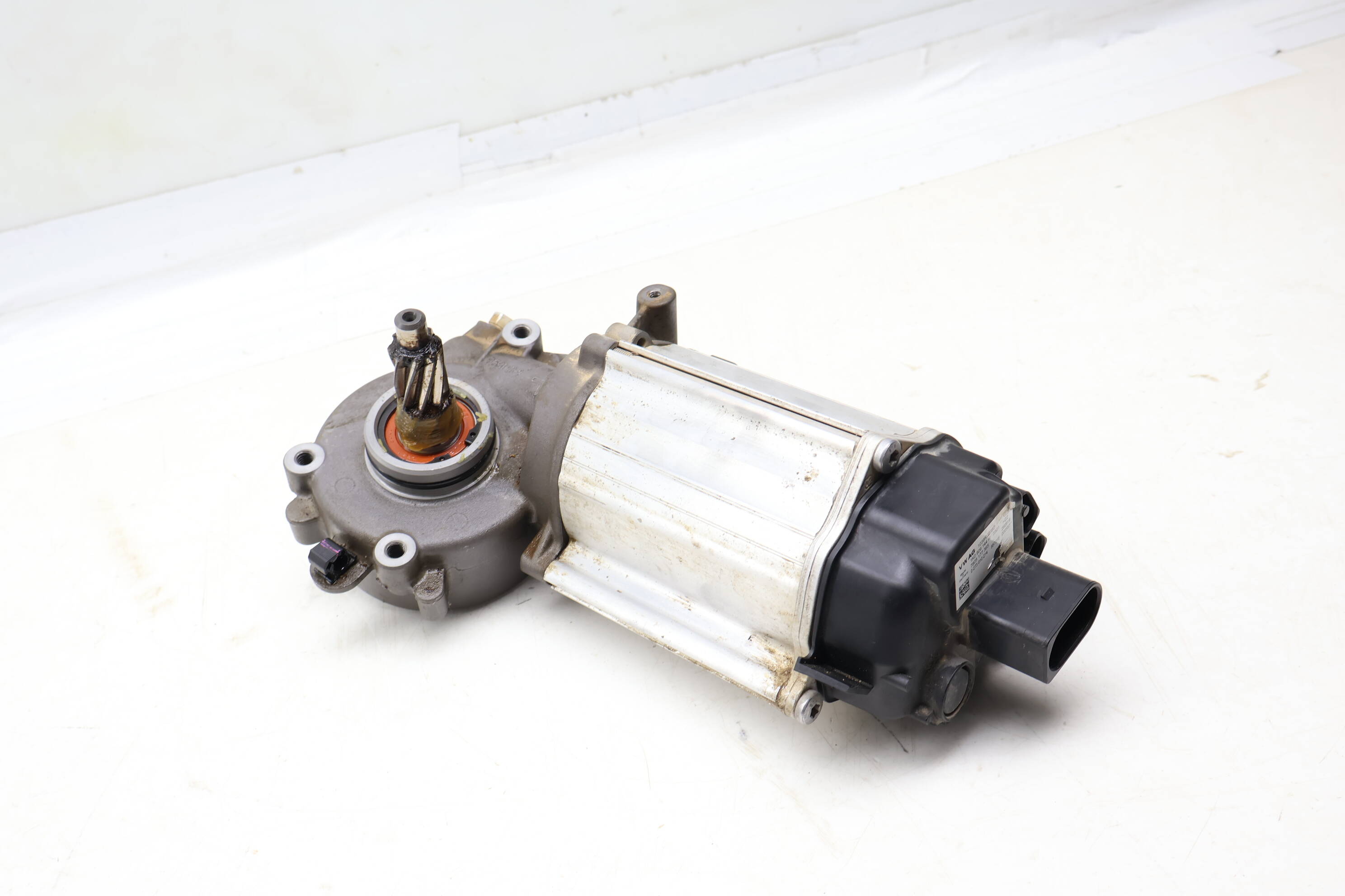 Power Steering Rack / Gear Motor 1K0909144R