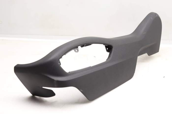 Outer Seat Trim / Panel 7P5881313 main product photo