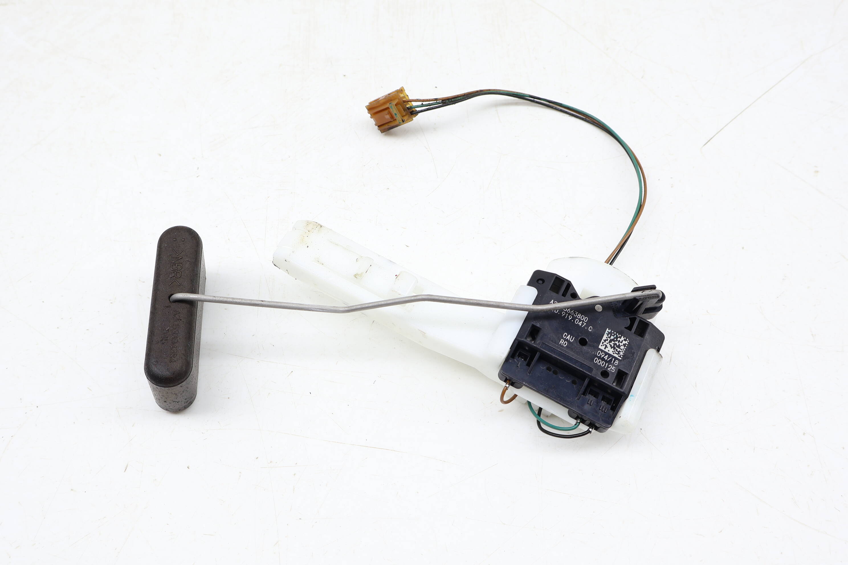 Fuel Gauge Sensor / Sending Unit 8W0919047C