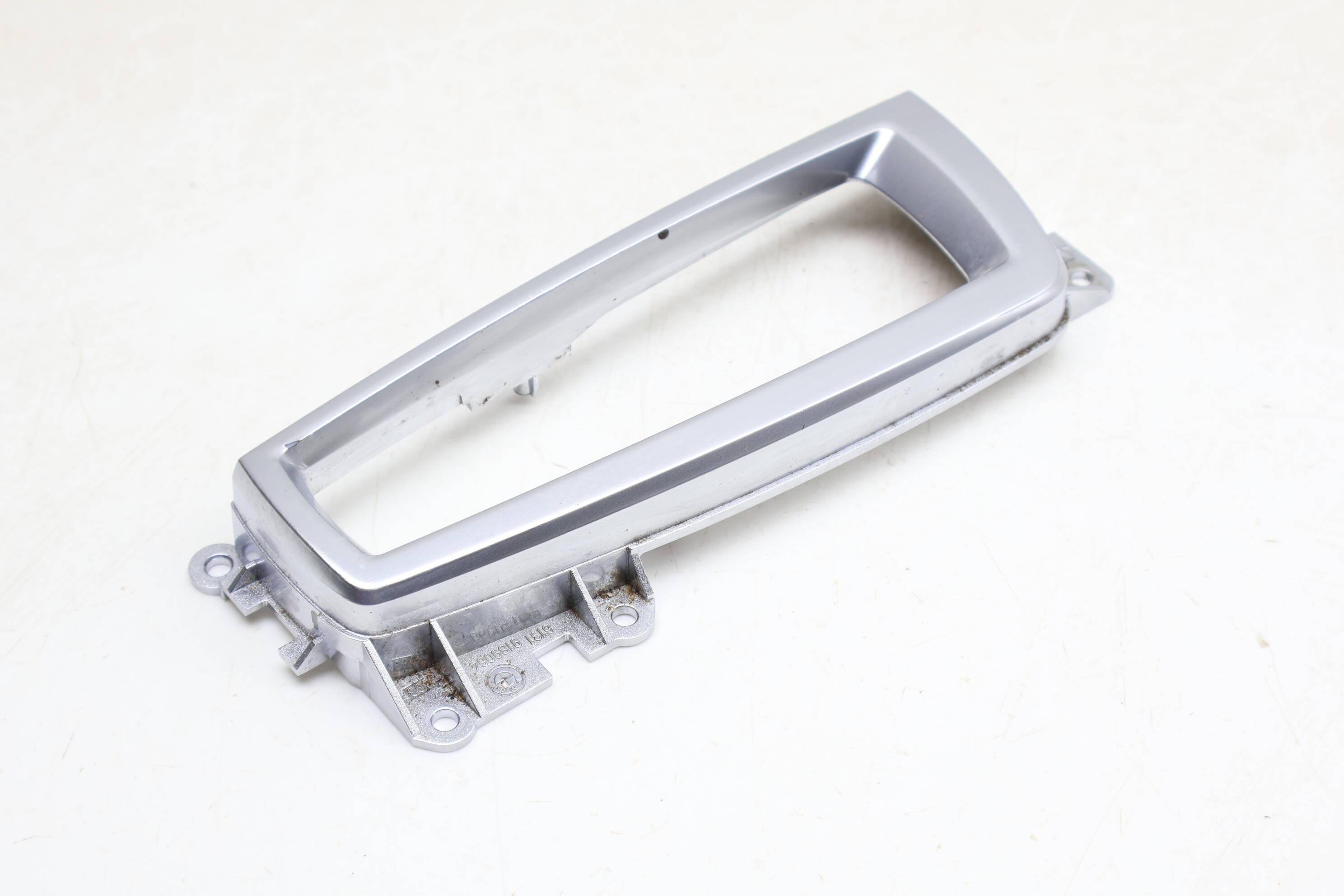 Automatic Shift Selector Trim / Bezel 61319189064