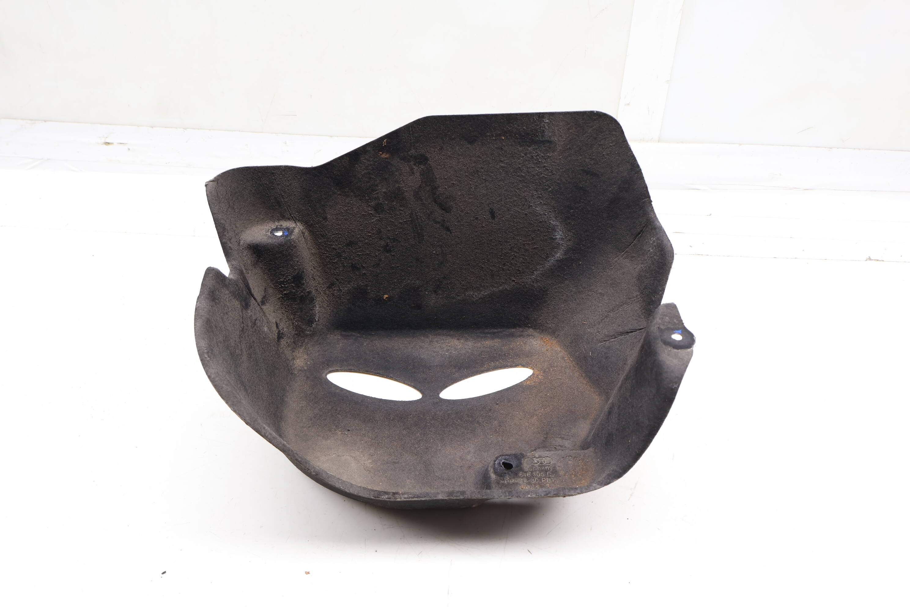 Air Suspension Stone Guard / Cover 4M0616105E 958616105E