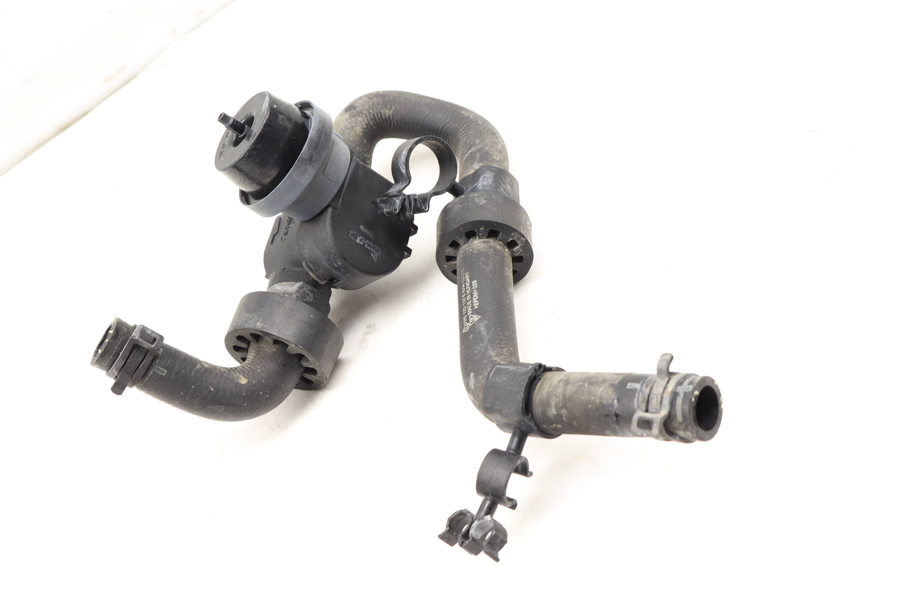 Heater Core Coolant Hose W/ Bypass Valve 7P6122157E