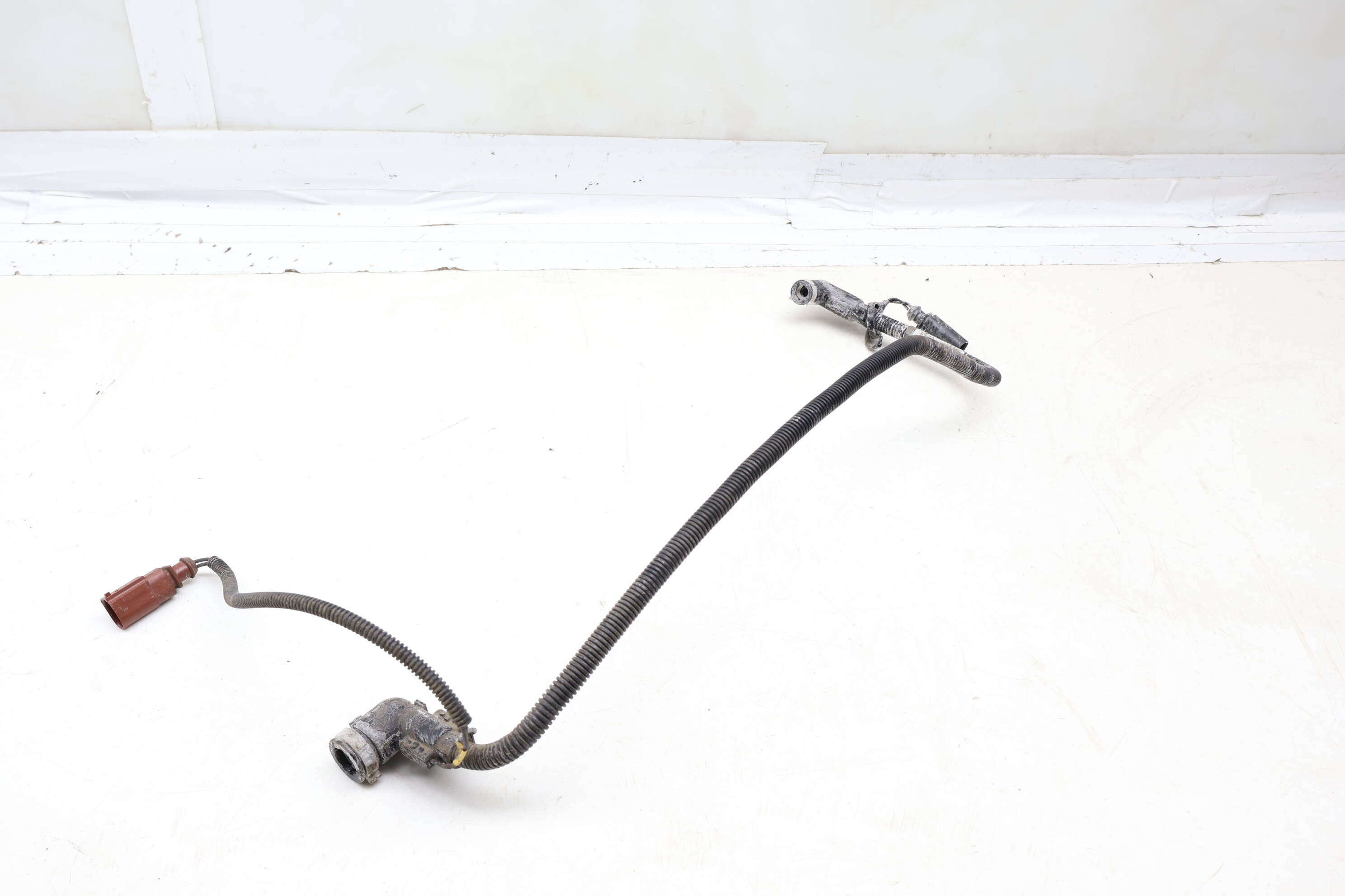 Diesel Exhaust Fluid / Def Return Line / Hose 4L0131912