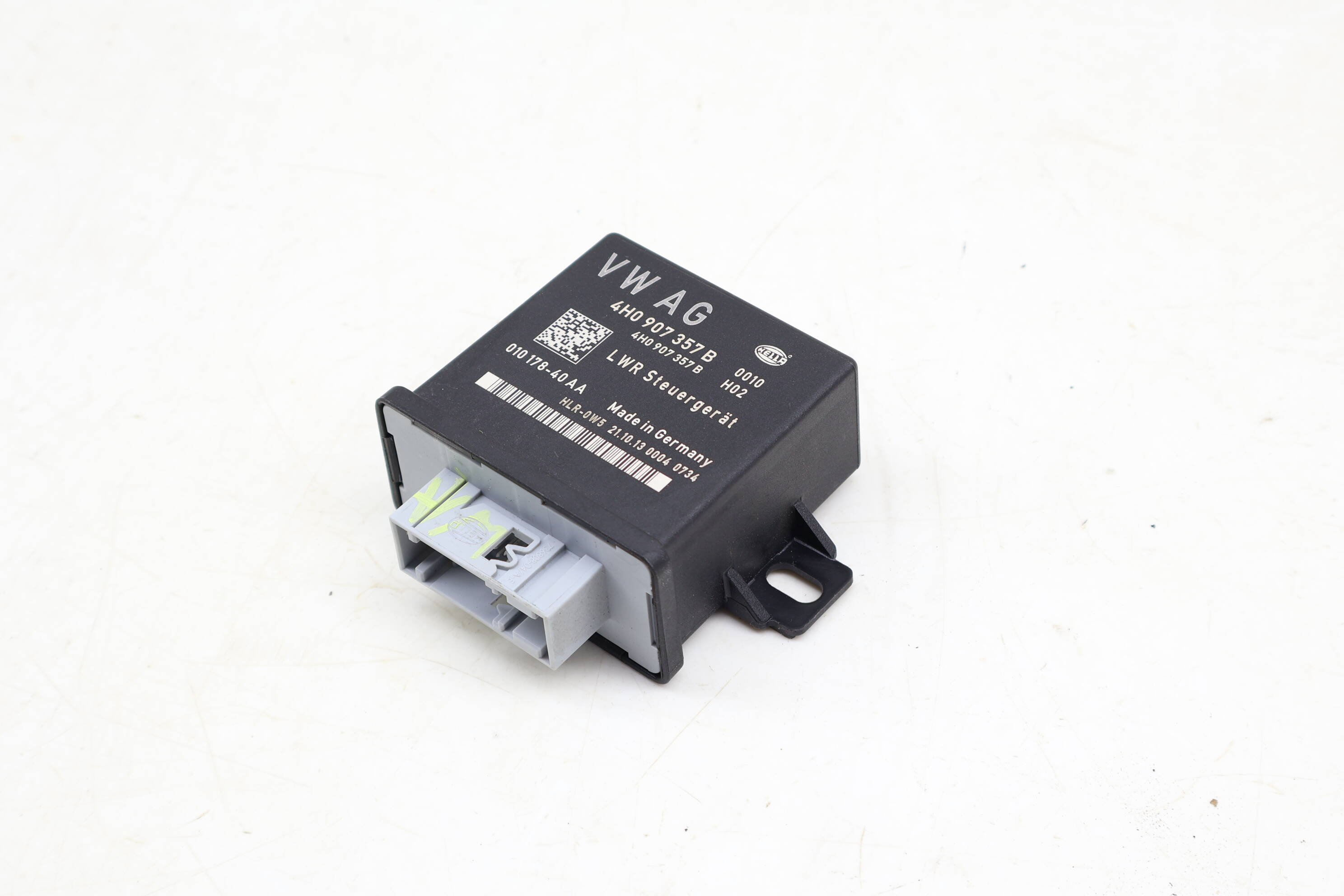 Headlight Cornering Control Module 4H0907357B